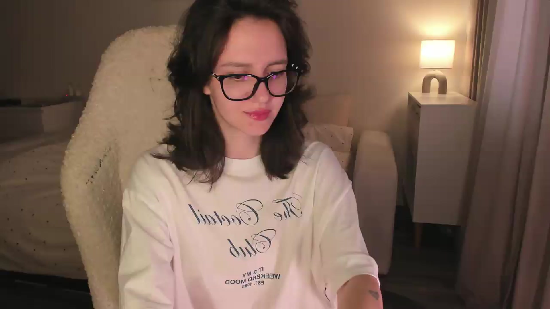 Gallery image thumbnail from Sofieee's myfreecams stream on, 08/09/2026, 07:13 image 2 of 20