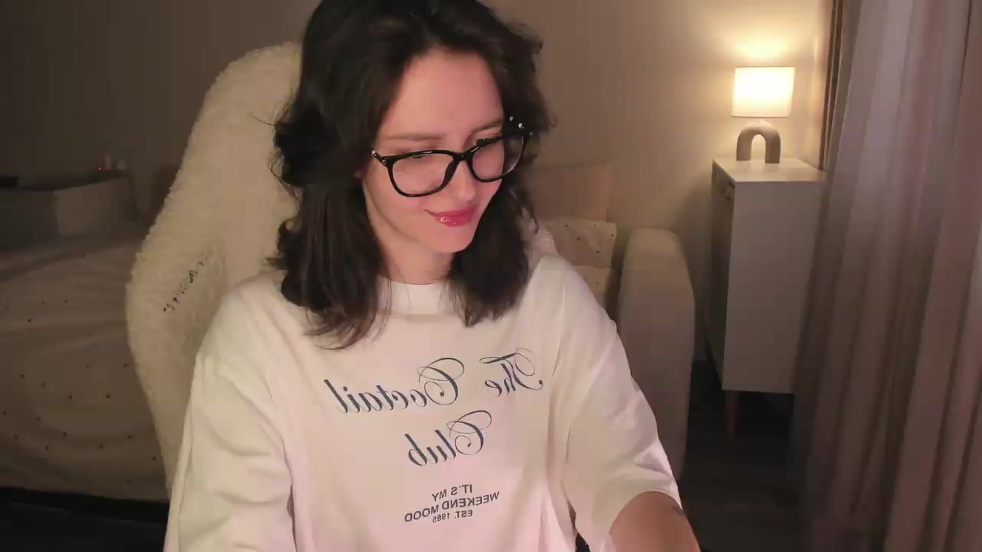 Gallery image thumbnail from Sofieee's myfreecams stream on, 08/09/2026, 07:13 image 11 of 20