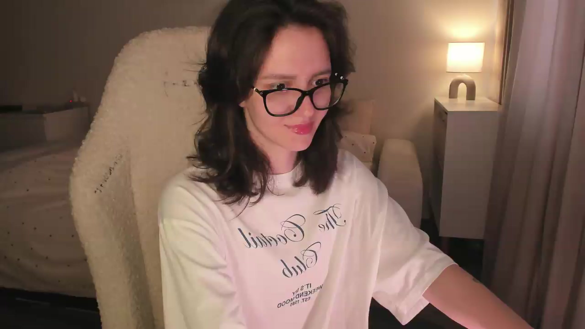 Gallery image thumbnail from Sofieee's myfreecams stream on, 08/09/2026, 07:13 image 6 of 20
