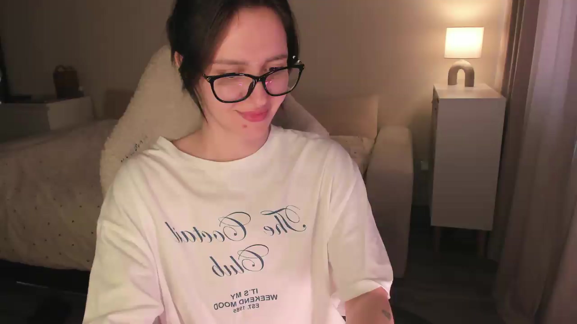 Gallery image thumbnail from Sofieee's myfreecams stream on, 08/13/2026, 06:40 image 19 of 20