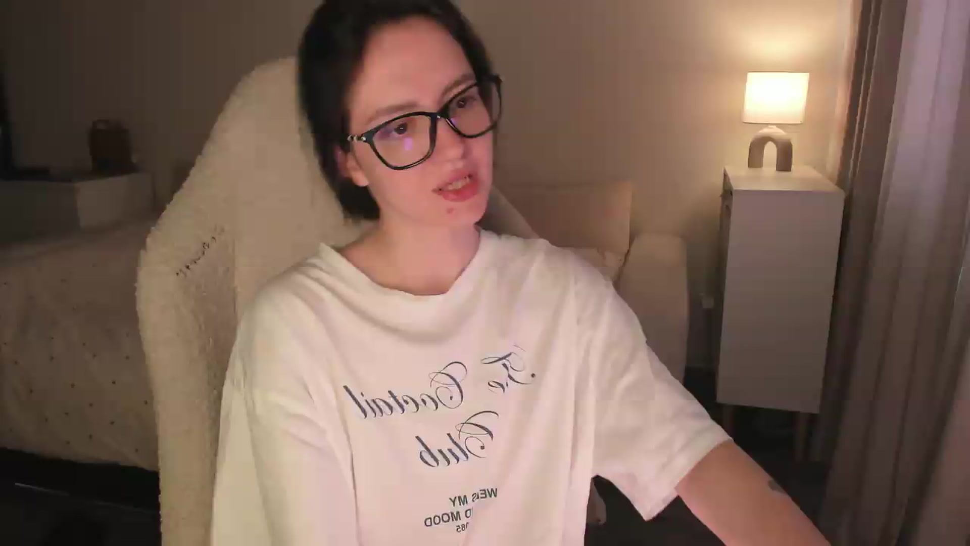 Gallery image thumbnail from Sofieee's myfreecams stream on, 08/13/2026, 06:40 image 5 of 20
