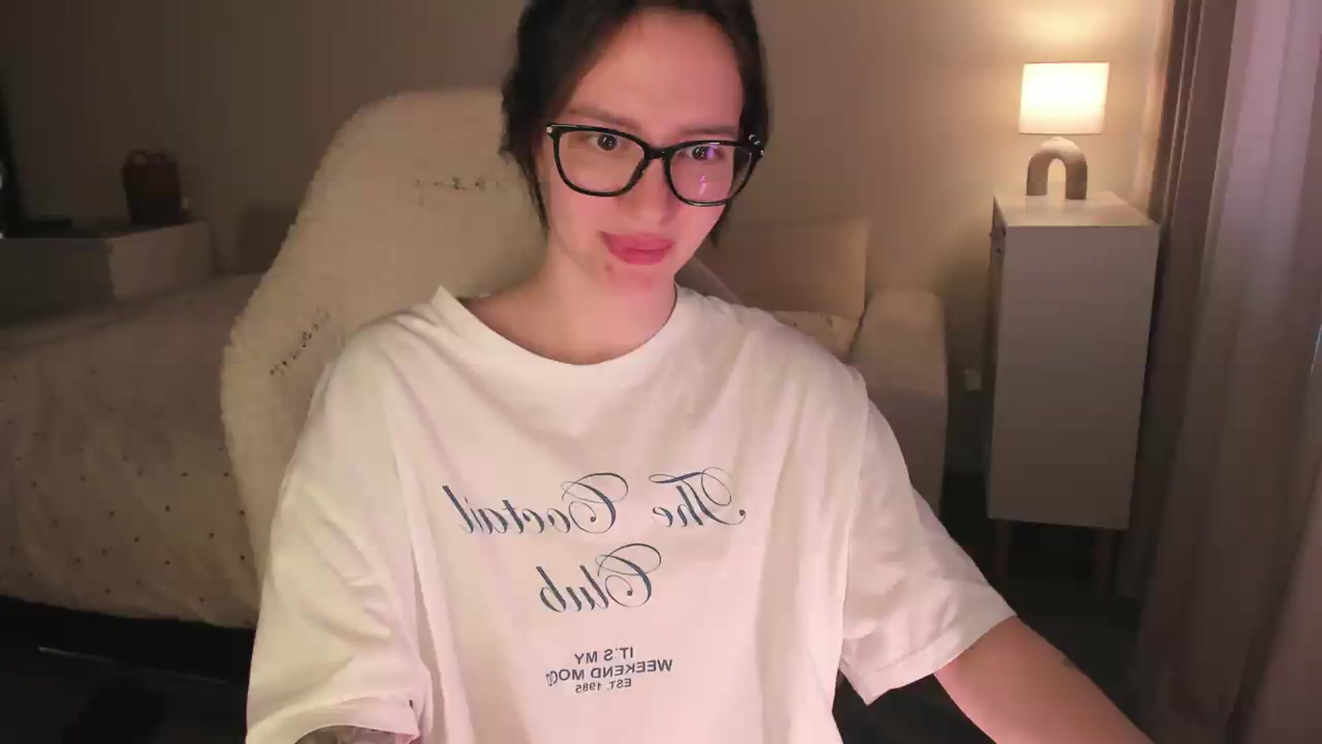 Gallery image thumbnail from Sofieee's myfreecams stream on, 08/13/2026, 06:40 image 14 of 20