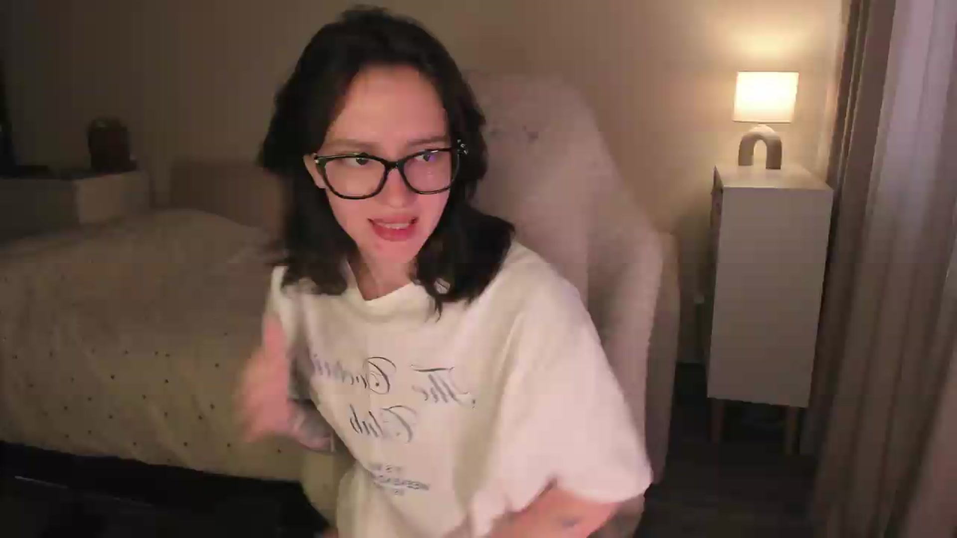 Gallery image thumbnail from Sofieee's myfreecams stream on, 08/13/2026, 06:40 image 3 of 20