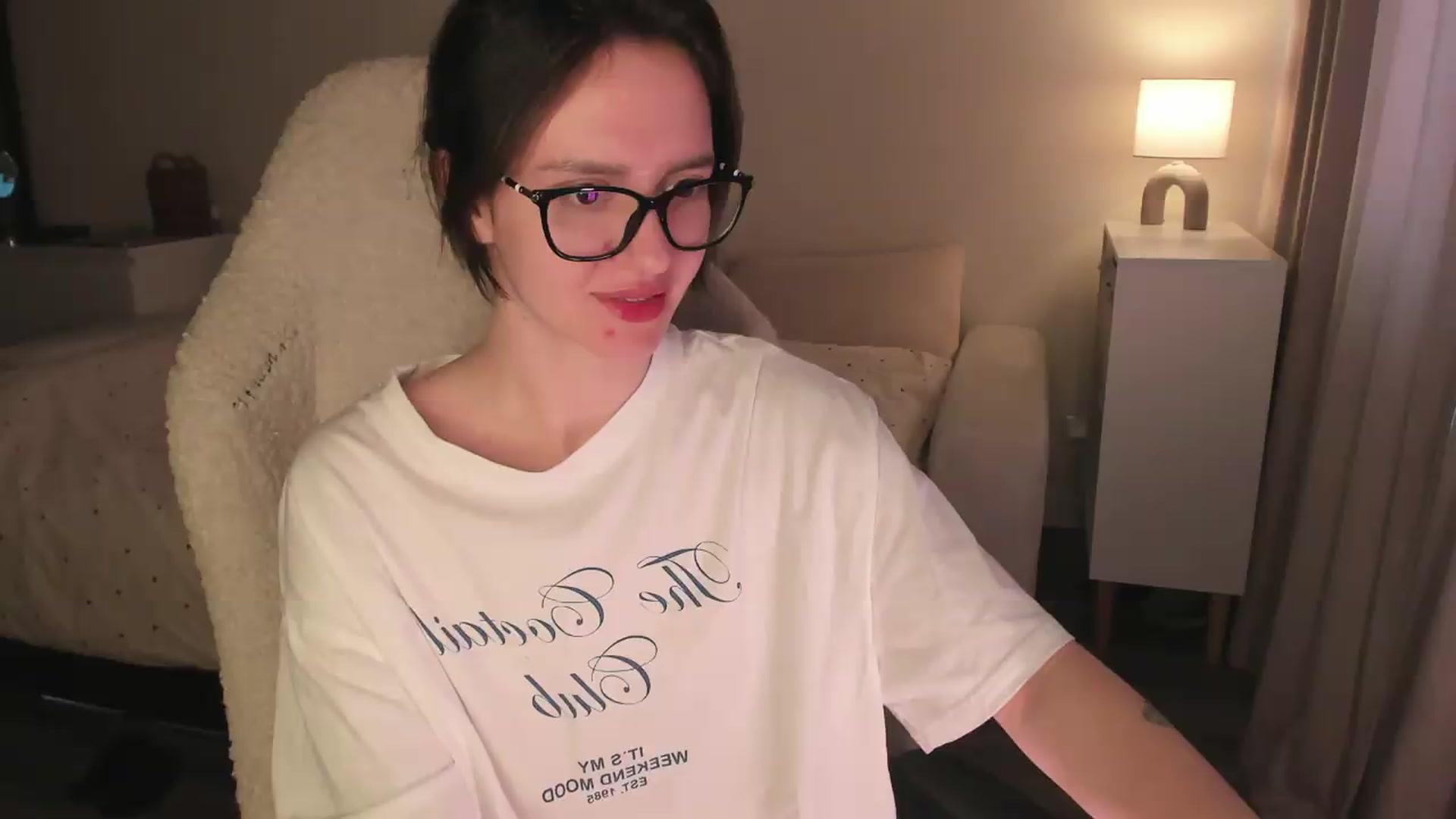 Gallery image thumbnail from Sofieee's myfreecams stream on, 08/13/2026, 06:40 image 9 of 20