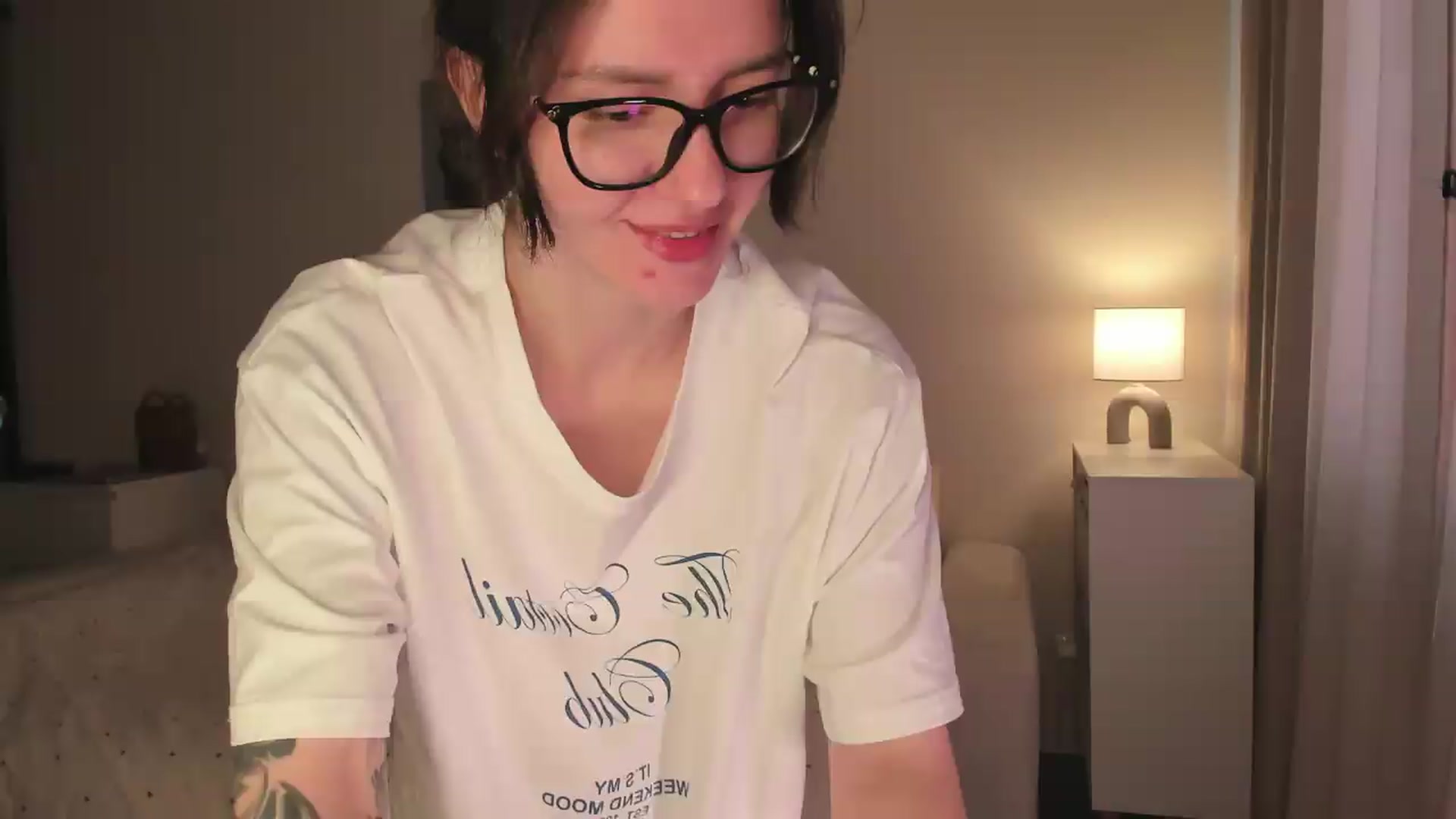 Gallery image thumbnail from Sofieee's myfreecams stream on, 08/13/2026, 06:40 image 10 of 20