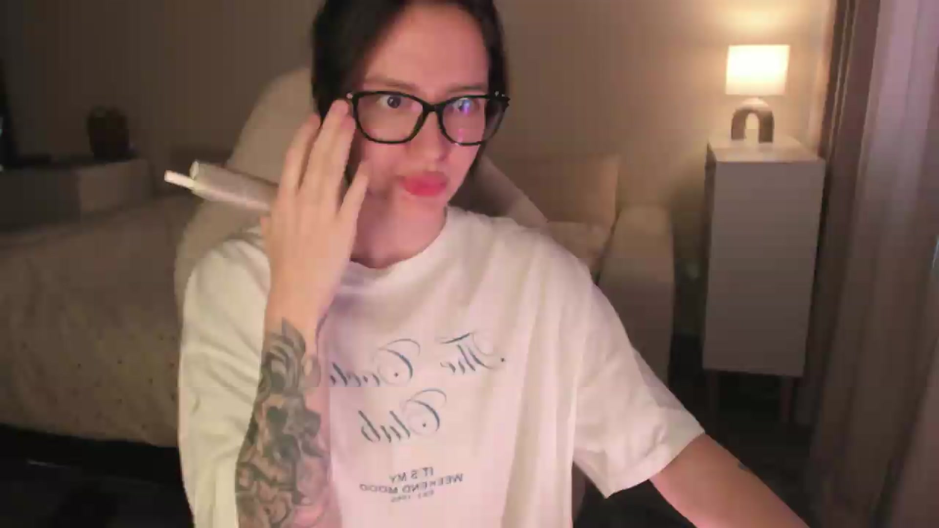 Gallery image thumbnail from Sofieee's myfreecams stream on, 08/13/2026, 06:40 image 16 of 20