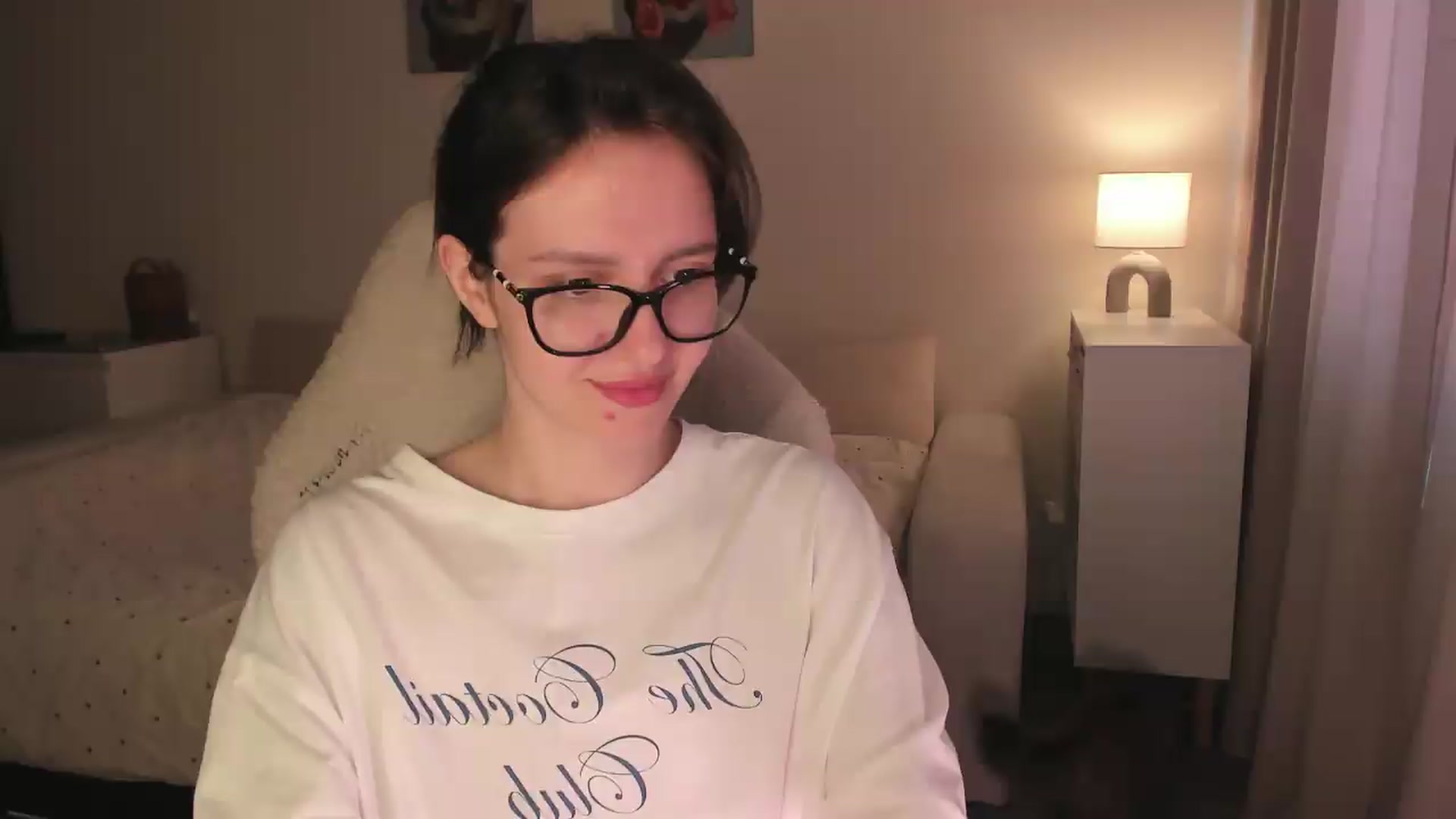 Gallery image thumbnail from Sofieee's myfreecams stream on, 08/13/2026, 07:27 image 20 of 20