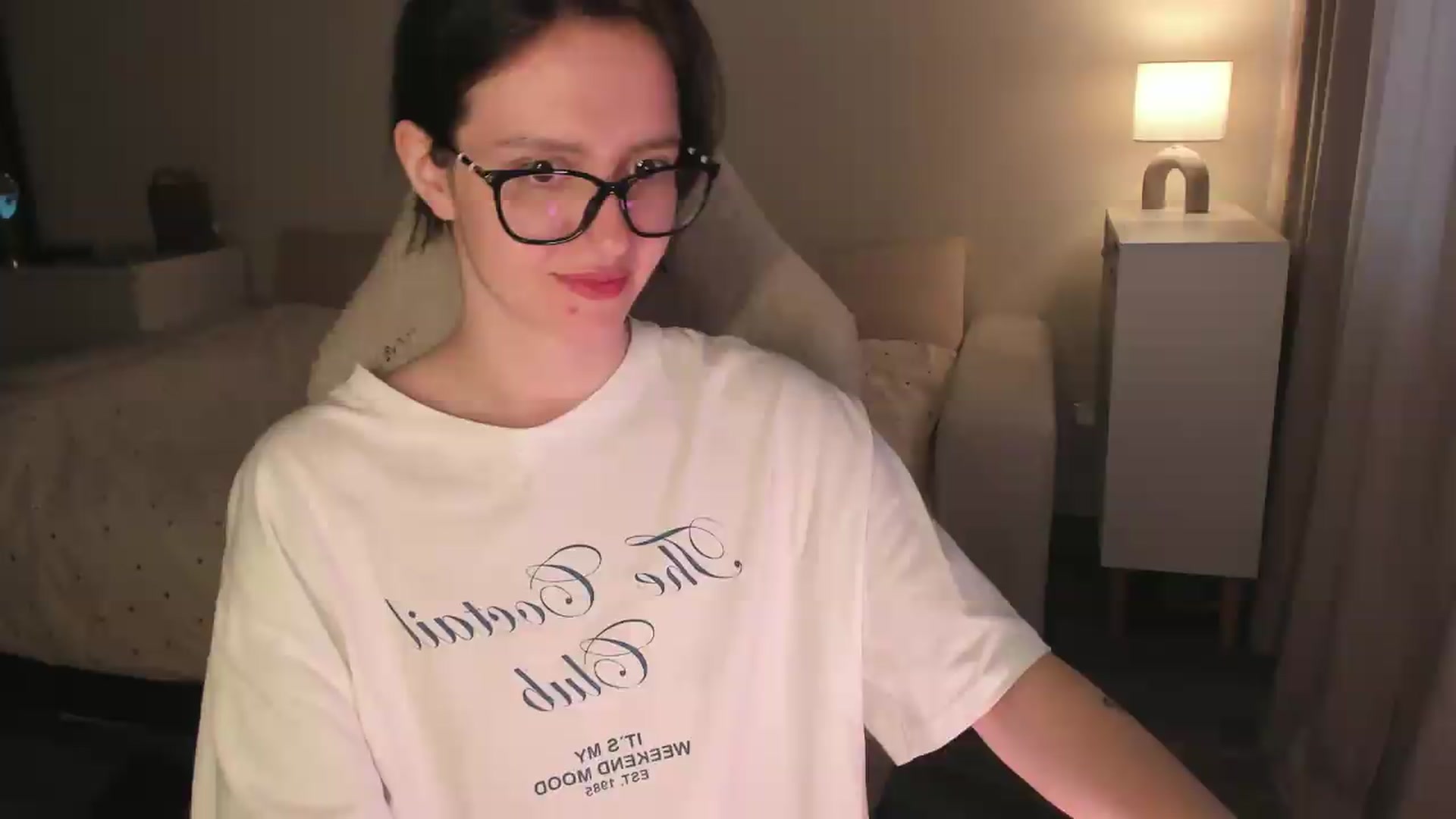 Gallery image thumbnail from Sofieee's myfreecams stream on, 08/13/2026, 07:27 image 17 of 20