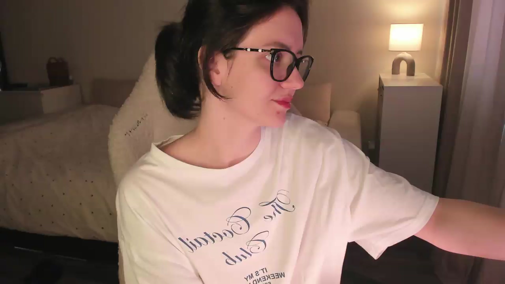 Gallery image thumbnail from Sofieee's myfreecams stream on, 08/13/2026, 07:27 image 5 of 20