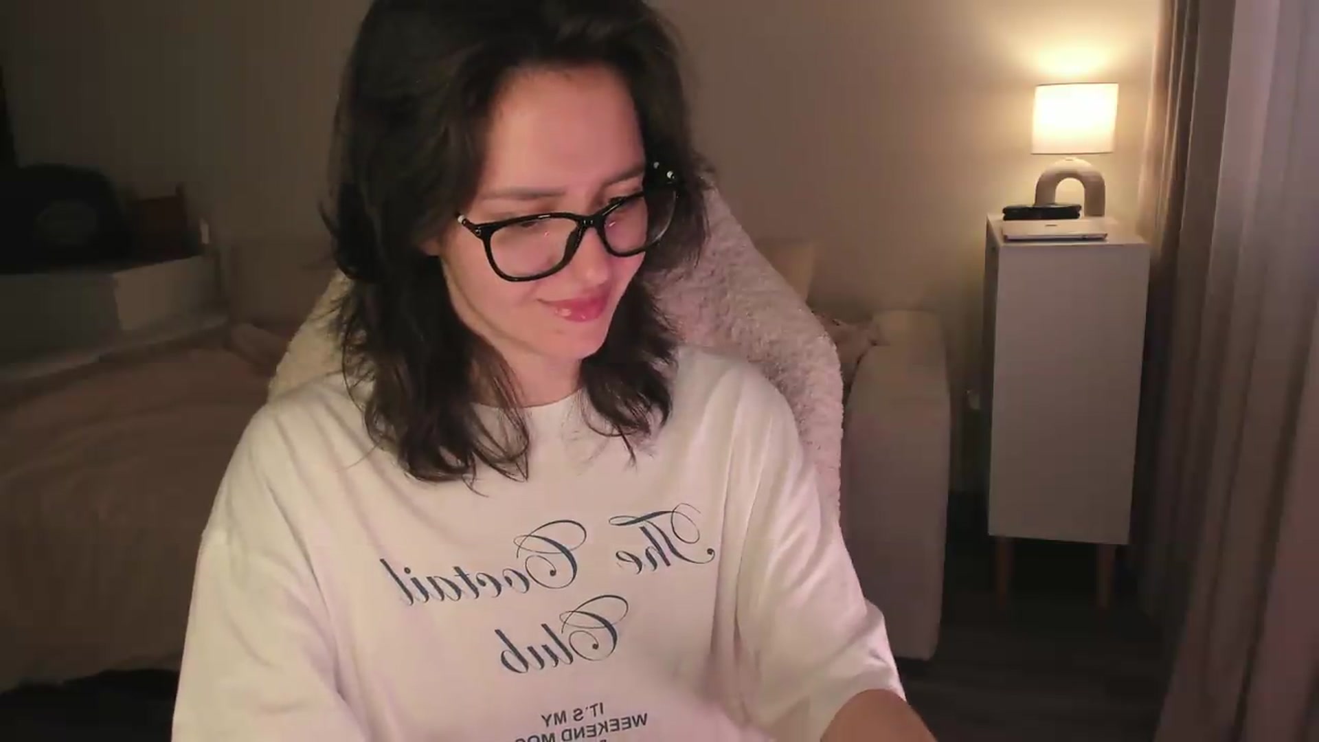 Gallery image thumbnail from Sofieee's myfreecams stream on, 08/26/2026, 06:04 image 18 of 20
