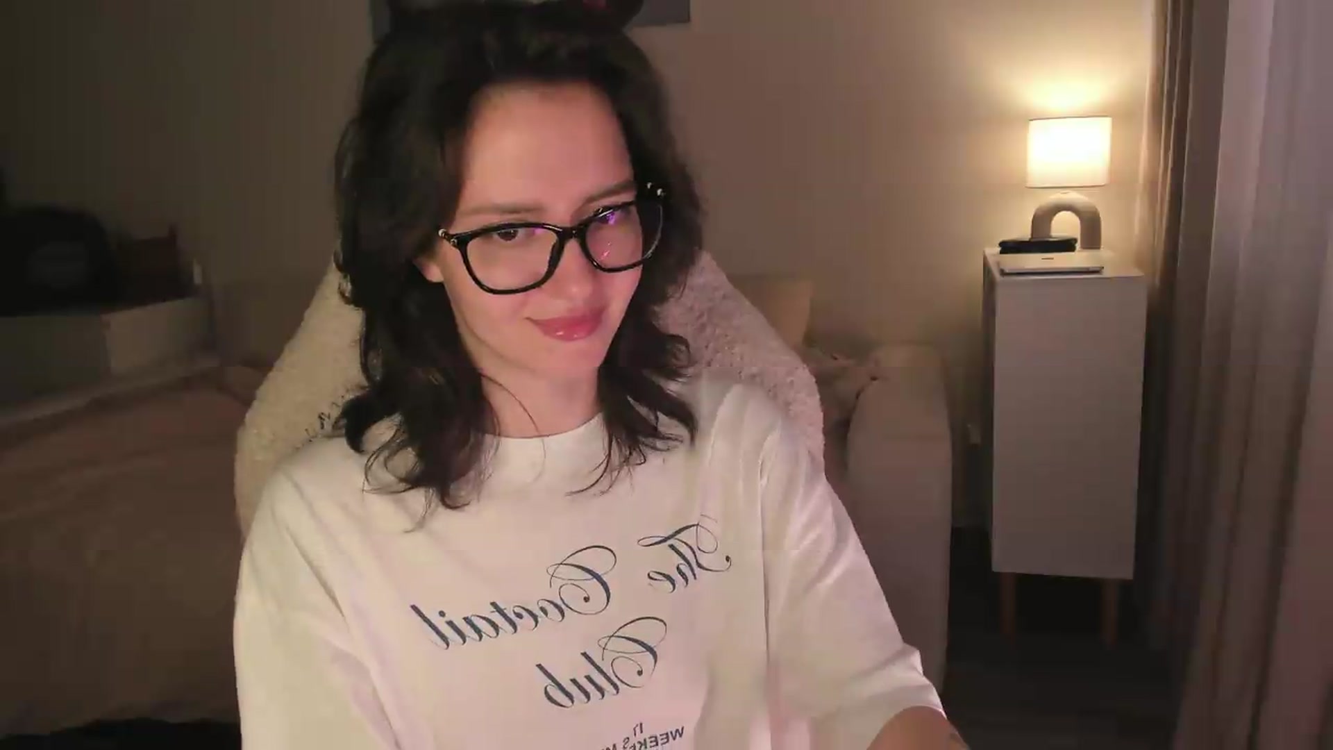 Gallery image thumbnail from Sofieee's myfreecams stream on, 08/26/2026, 06:04 image 8 of 20