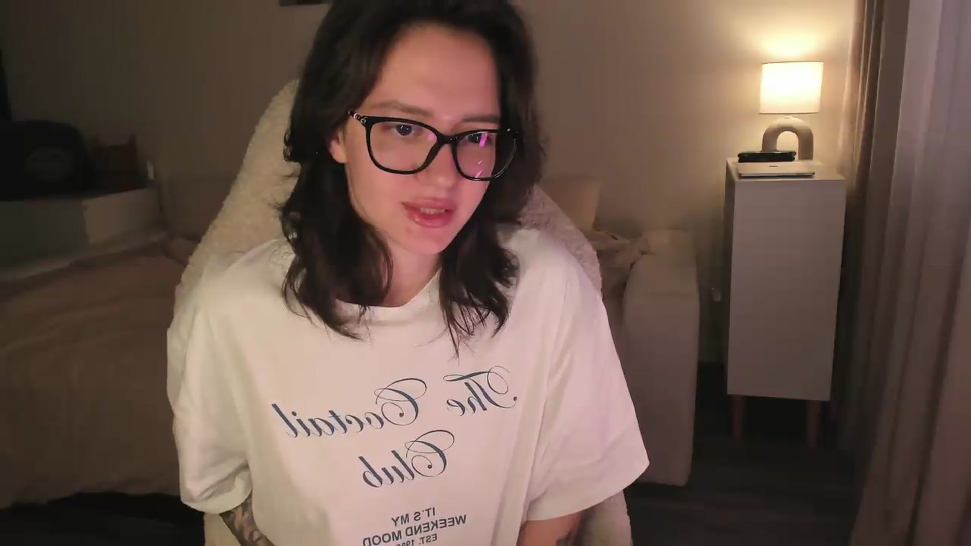 Gallery image thumbnail from Sofieee's myfreecams stream on, 08/26/2026, 06:04 image 13 of 20