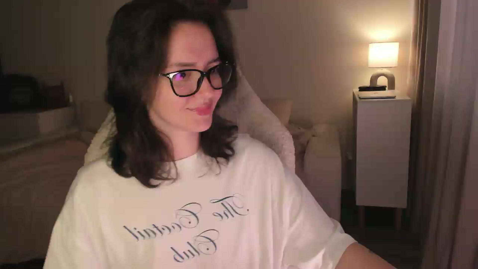 Gallery image thumbnail from Sofieee's myfreecams stream on, 08/26/2026, 06:04 image 4 of 20