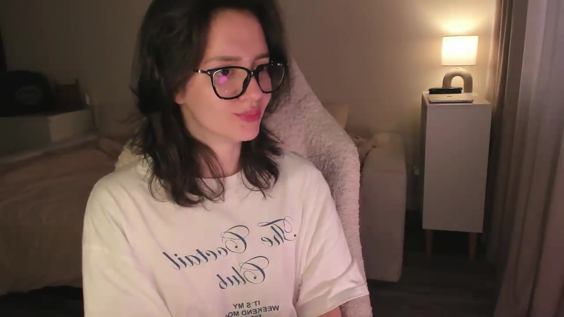 Gallery image thumbnail from Sofieee's myfreecams stream on, 08/26/2026, 06:04 image 19 of 20