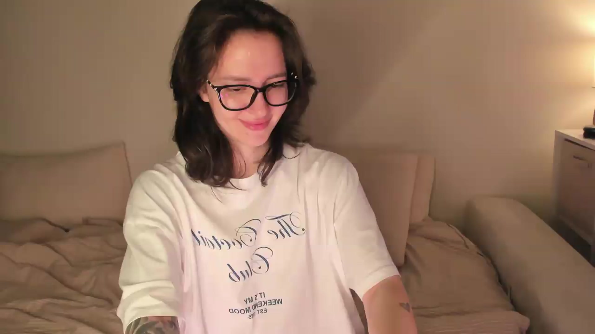 Gallery image thumbnail from Sofieee's myfreecams stream on, 08/26/2026, 06:36 image 14 of 20