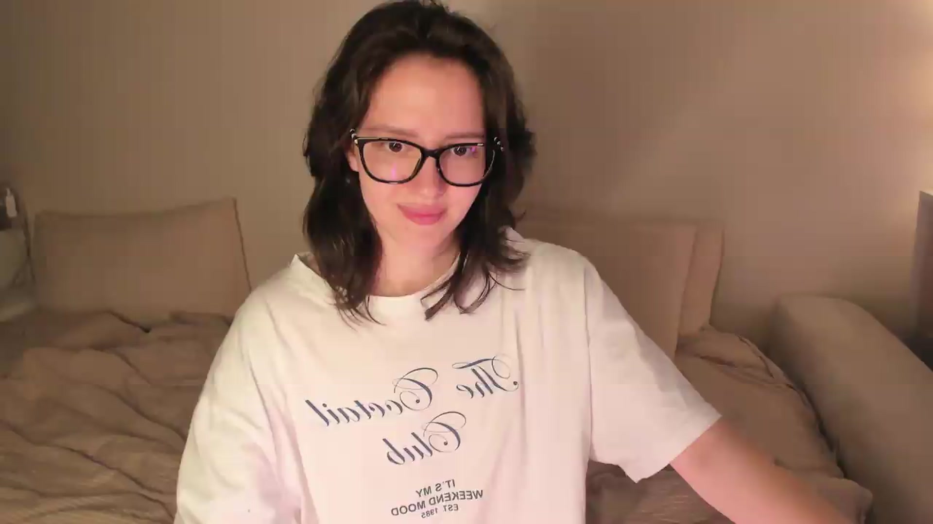 Gallery image thumbnail from Sofieee's myfreecams stream on, 08/26/2026, 06:36 image 20 of 20