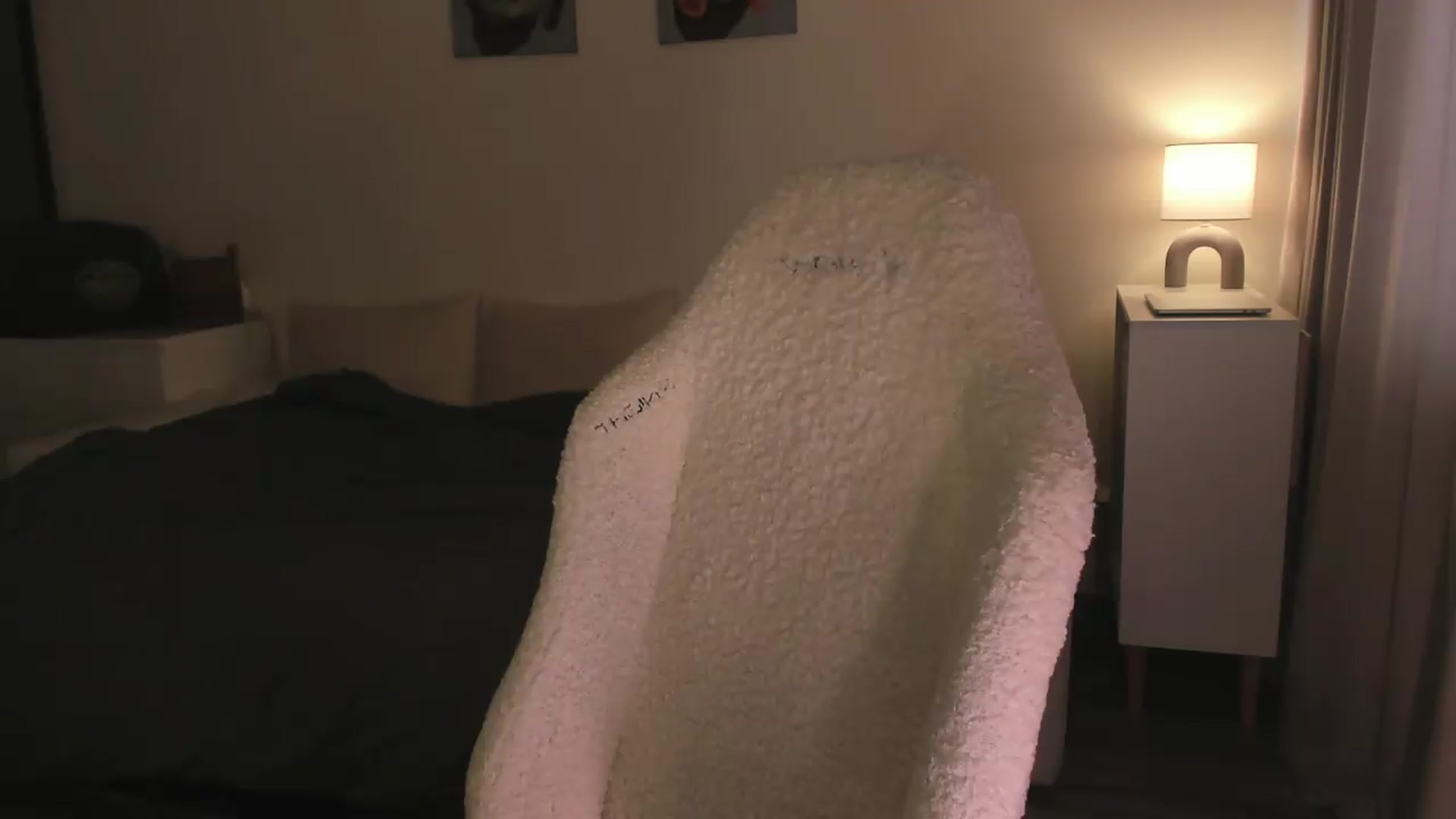 Gallery image thumbnail from Sofieee's myfreecams stream on, 08/31/2026, 09:03 image 3 of 20
