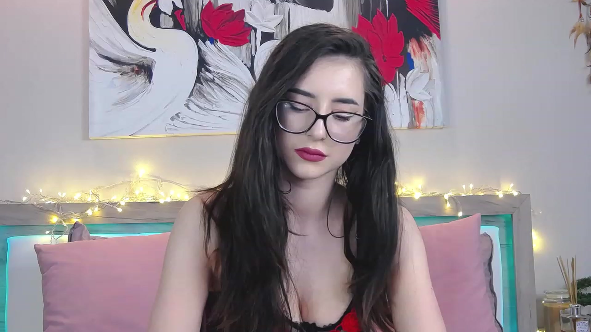 Gallery image thumbnail from Sofiewild's myfreecams stream on, 05/04/2023, 10:37 image 10 of 20