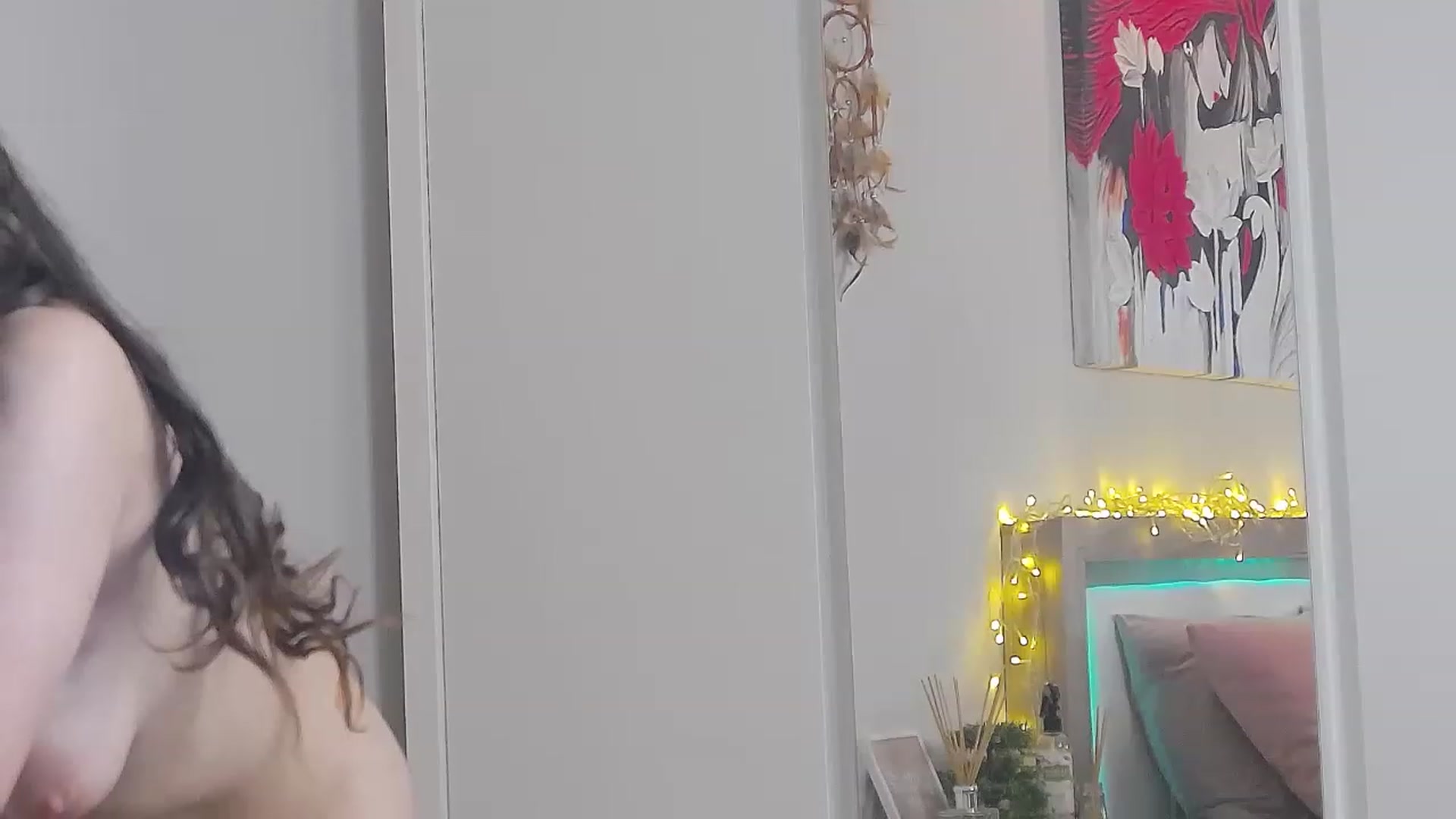 Gallery image thumbnail from Sofiewild's myfreecams stream on, 05/29/2023, 12:48 image 5 of 20