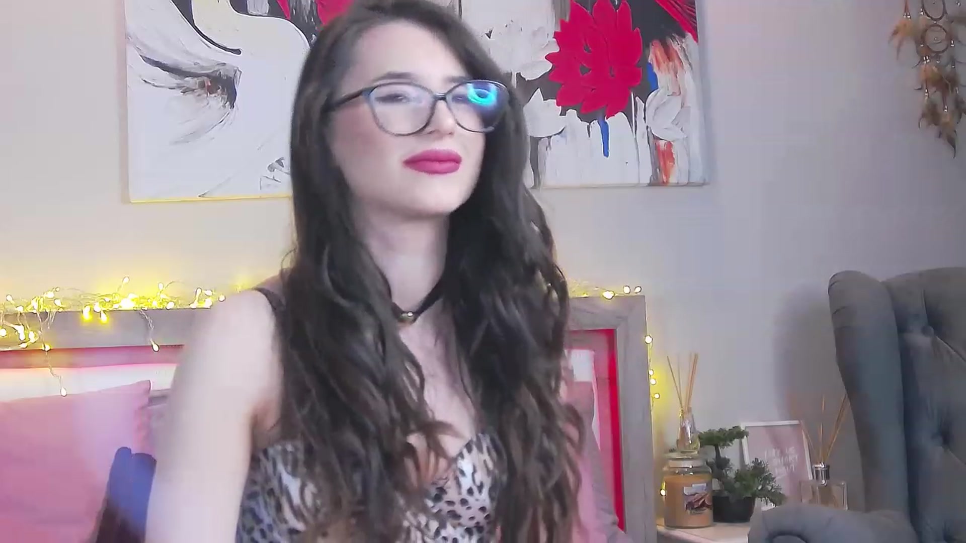 Gallery image thumbnail from Sofiewild's myfreecams stream on, 06/06/2023, 08:08 image 17 of 20