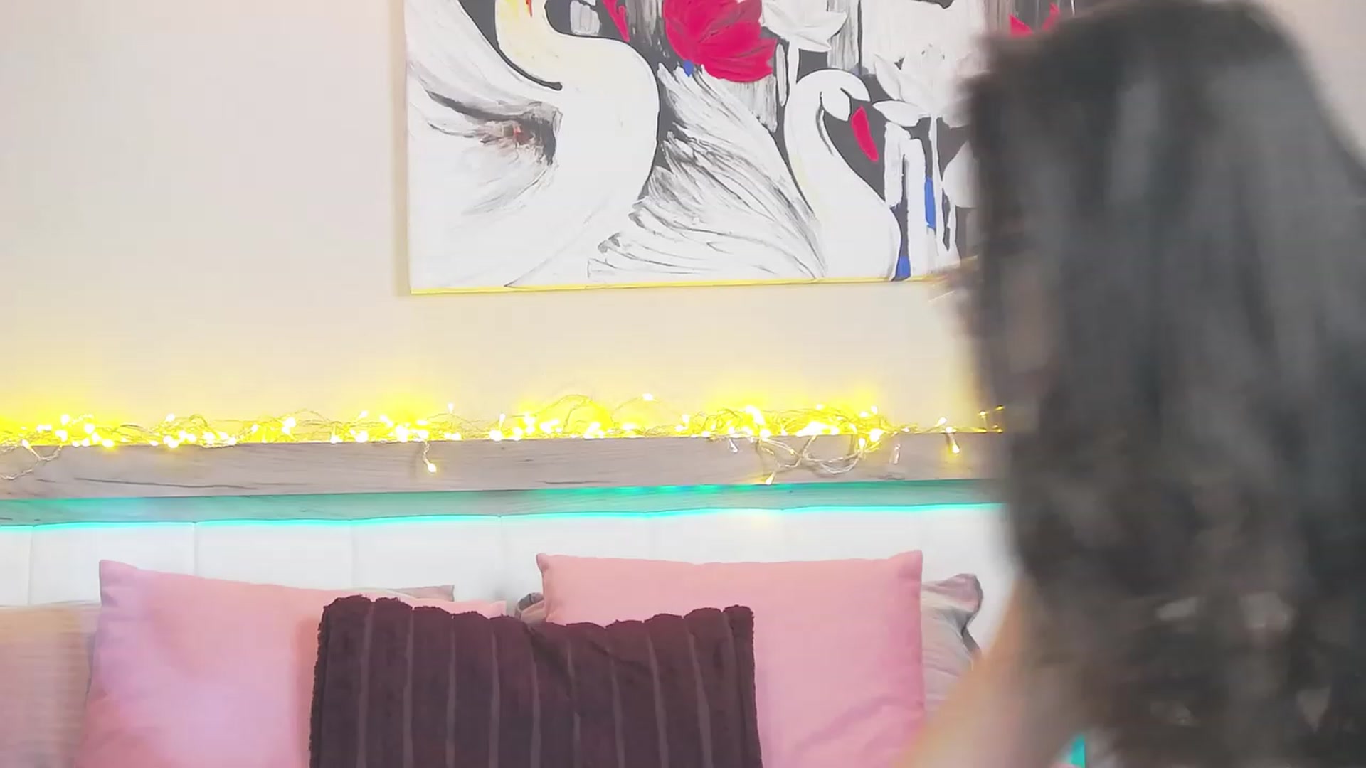 Gallery image thumbnail from Sofiewild's myfreecams stream on, 06/21/2023, 08:48 image 2 of 20