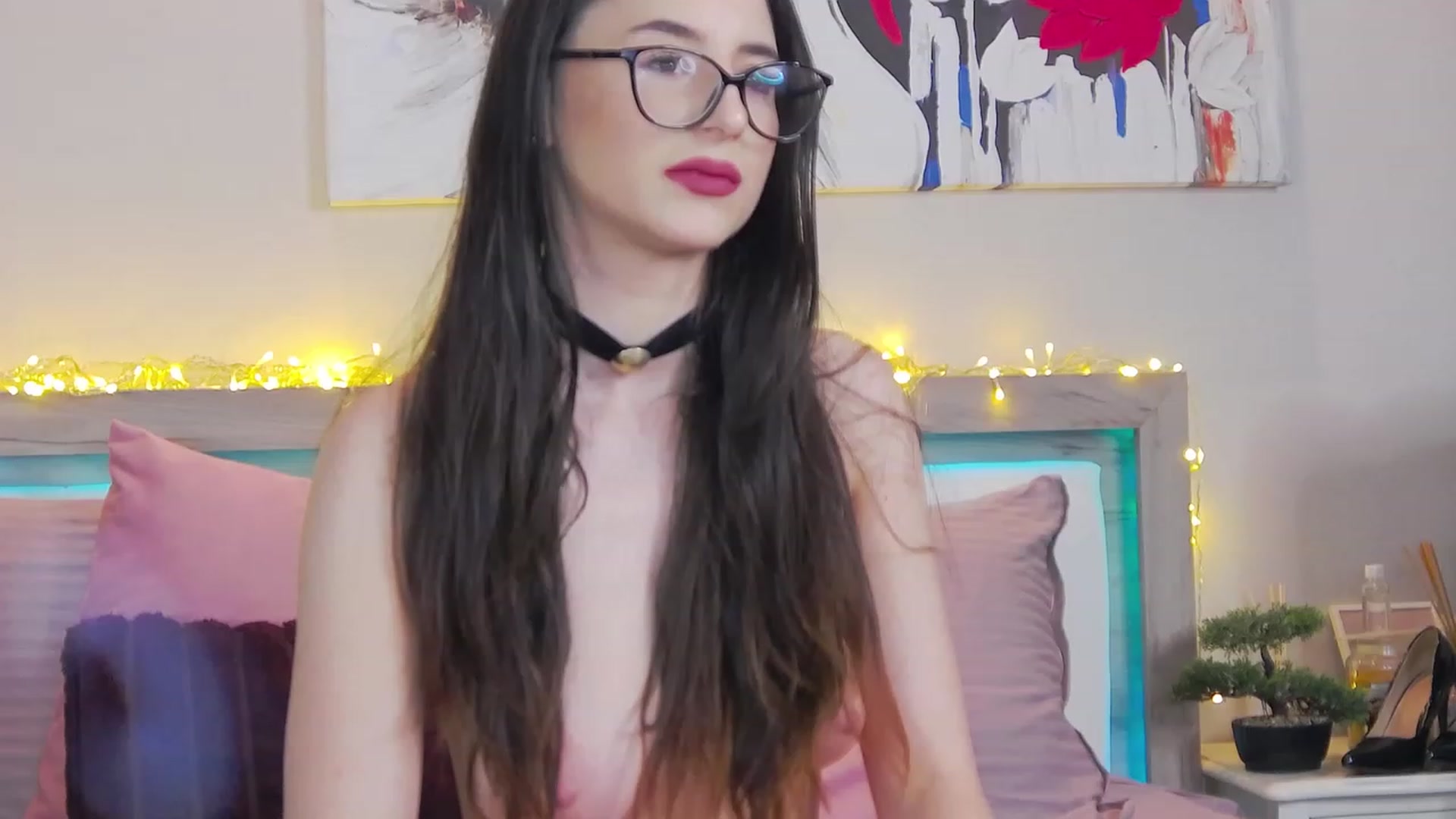 Gallery image thumbnail from Sofiewild's myfreecams stream on, 06/26/2023, 10:07 image 4 of 20