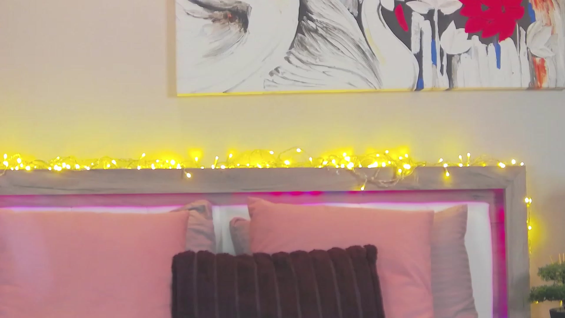 Gallery image thumbnail from Sofiewild's myfreecams stream on, 07/14/2023, 14:41 image 11 of 20