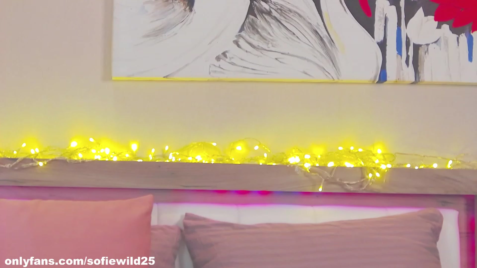 Gallery image thumbnail from Sofiewild's myfreecams stream on, 07/26/2023, 14:06 image 17 of 20