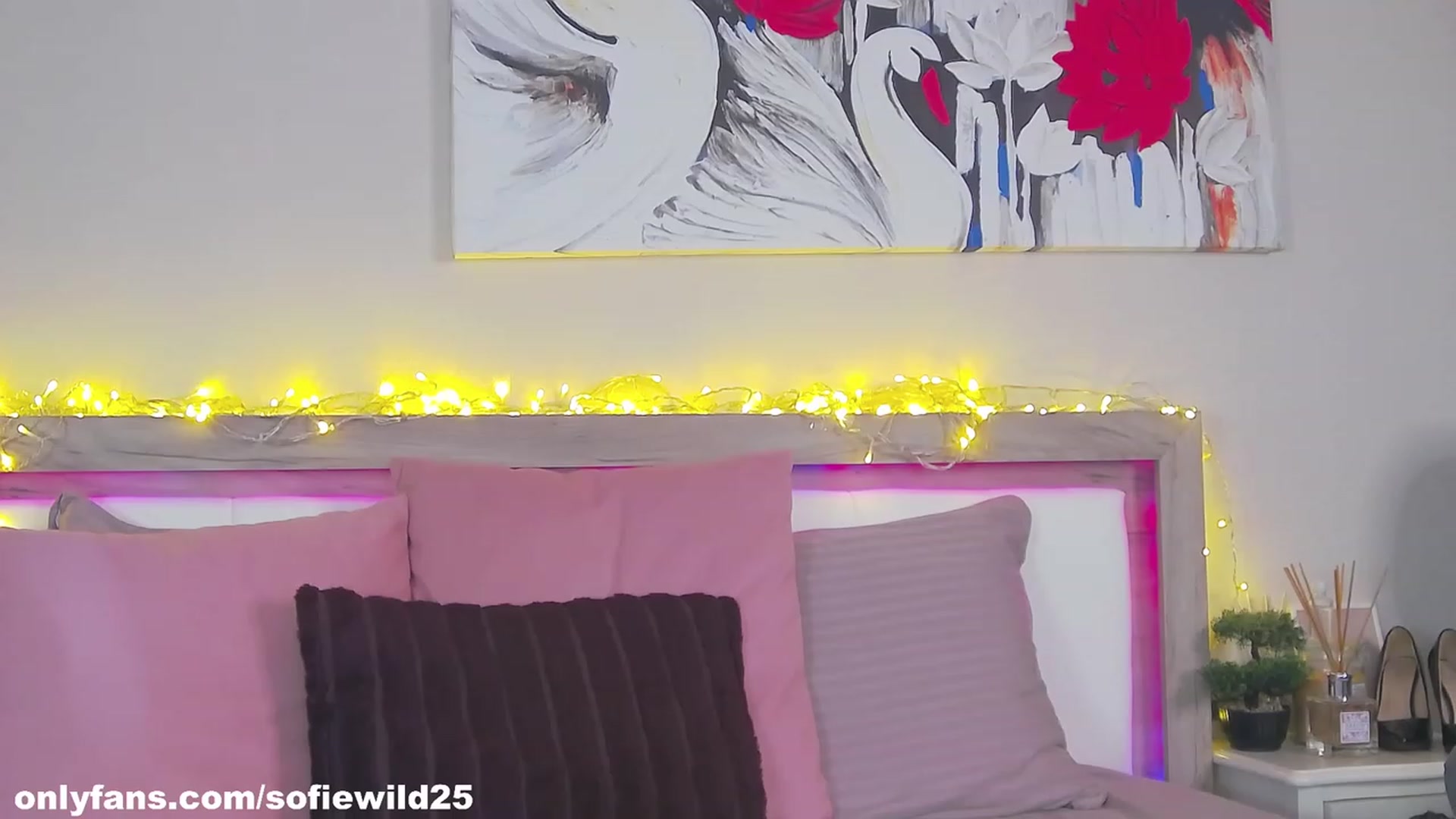 Gallery image thumbnail from Sofiewild's myfreecams stream on, 08/03/2023, 13:45 image 20 of 20
