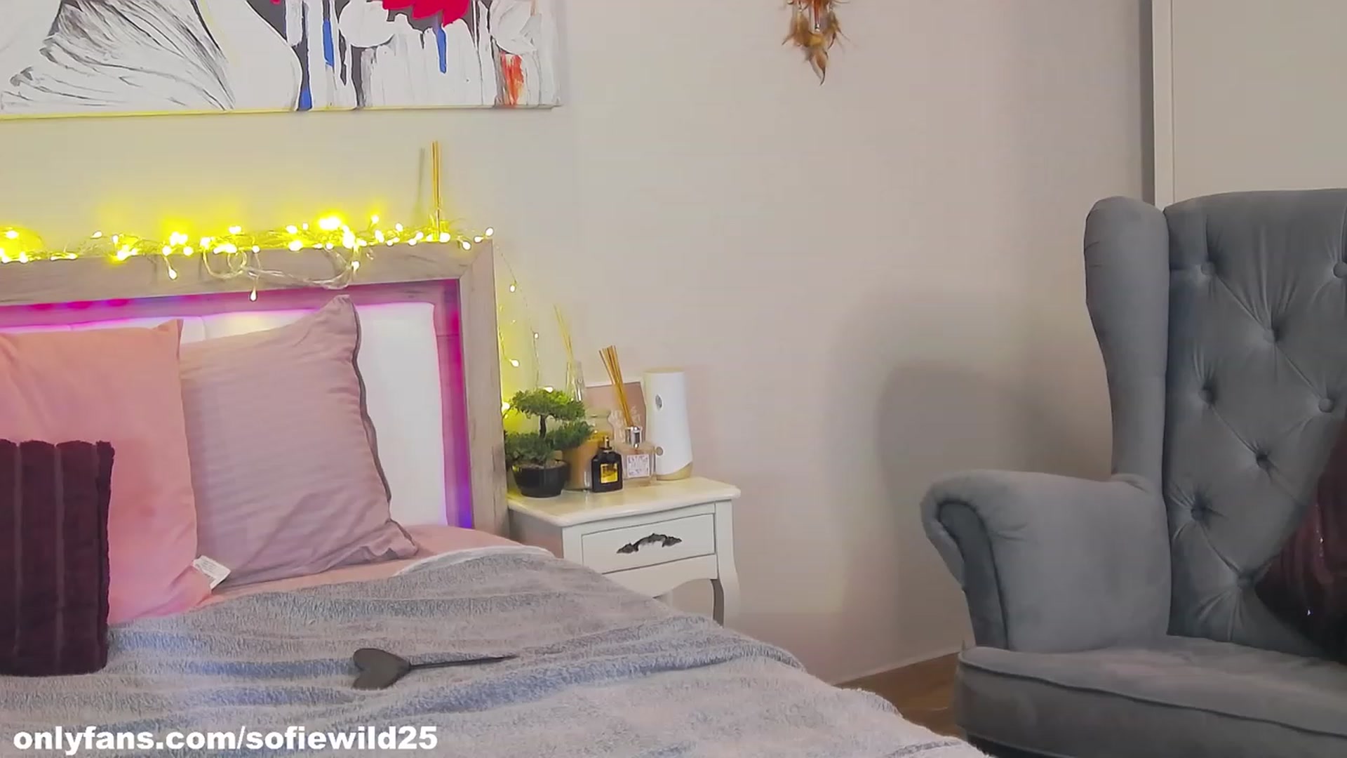 Gallery image thumbnail from Sofiewild's myfreecams stream on, 09/06/2023, 16:43 image 18 of 20