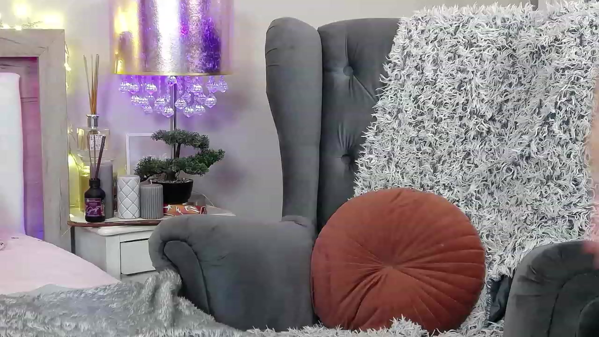 Gallery image thumbnail from Sofiewild's myfreecams stream on, 01/19/2024, 10:56 image 14 of 20