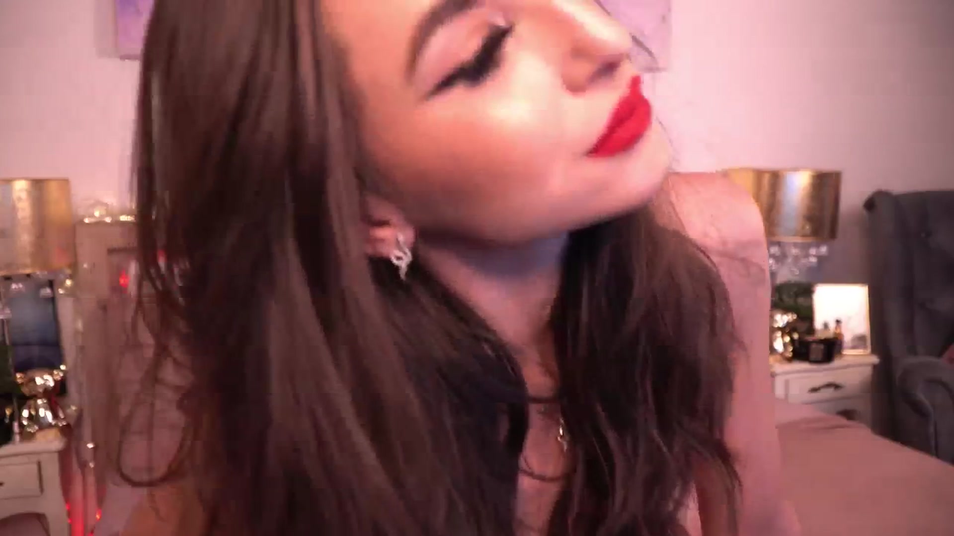 Gallery image thumbnail from Sofiewild's myfreecams stream on, 04/18/2024, 10:02 image 16 of 20