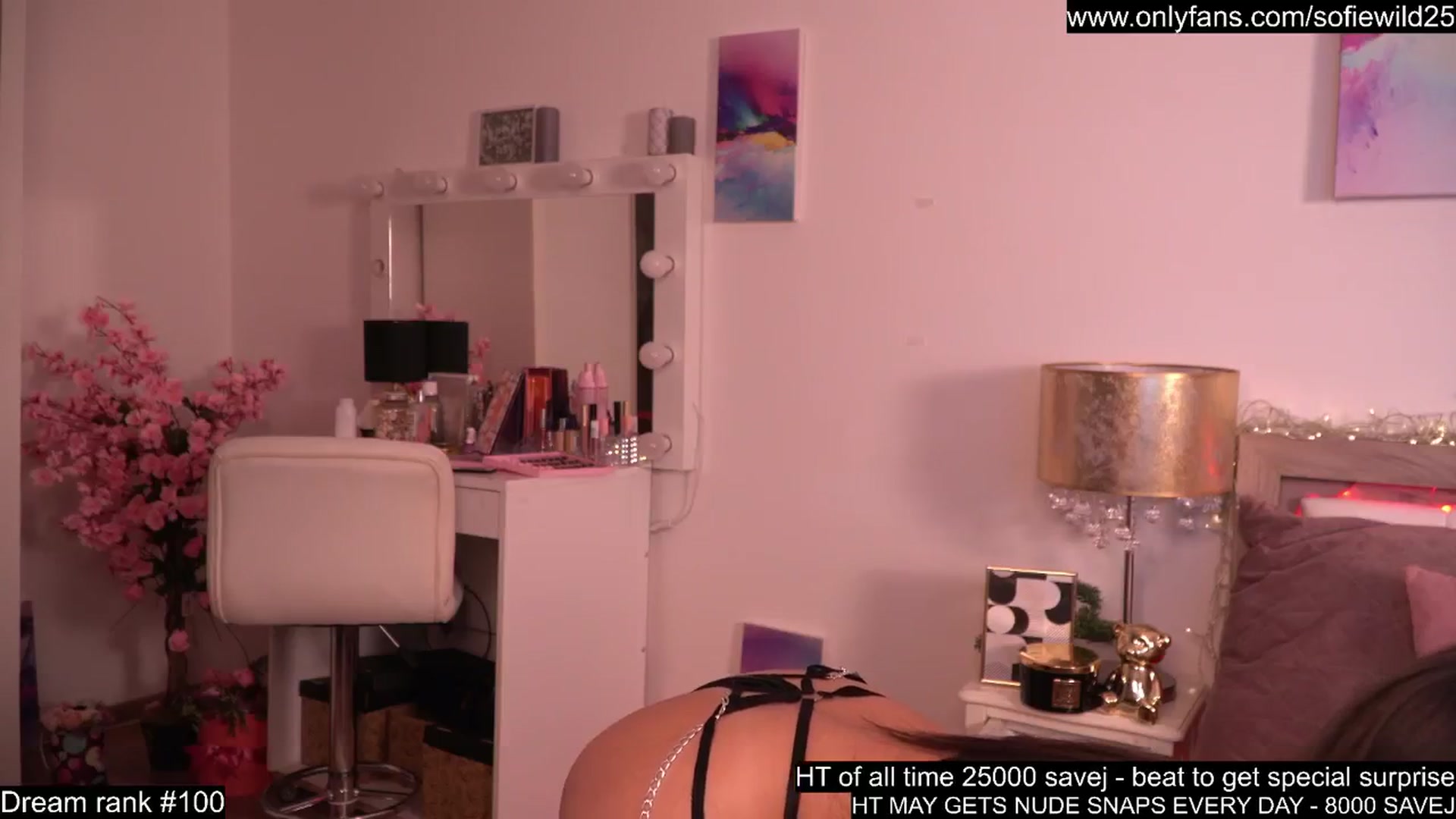 Gallery image thumbnail from Sofiewild's myfreecams stream on, 05/11/2024, 11:58 image 17 of 20