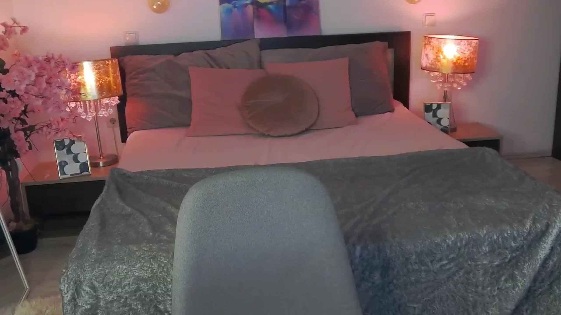 Gallery image thumbnail from Sofiewild's myfreecams stream on, 08/27/2024, 13:30 image 19 of 20