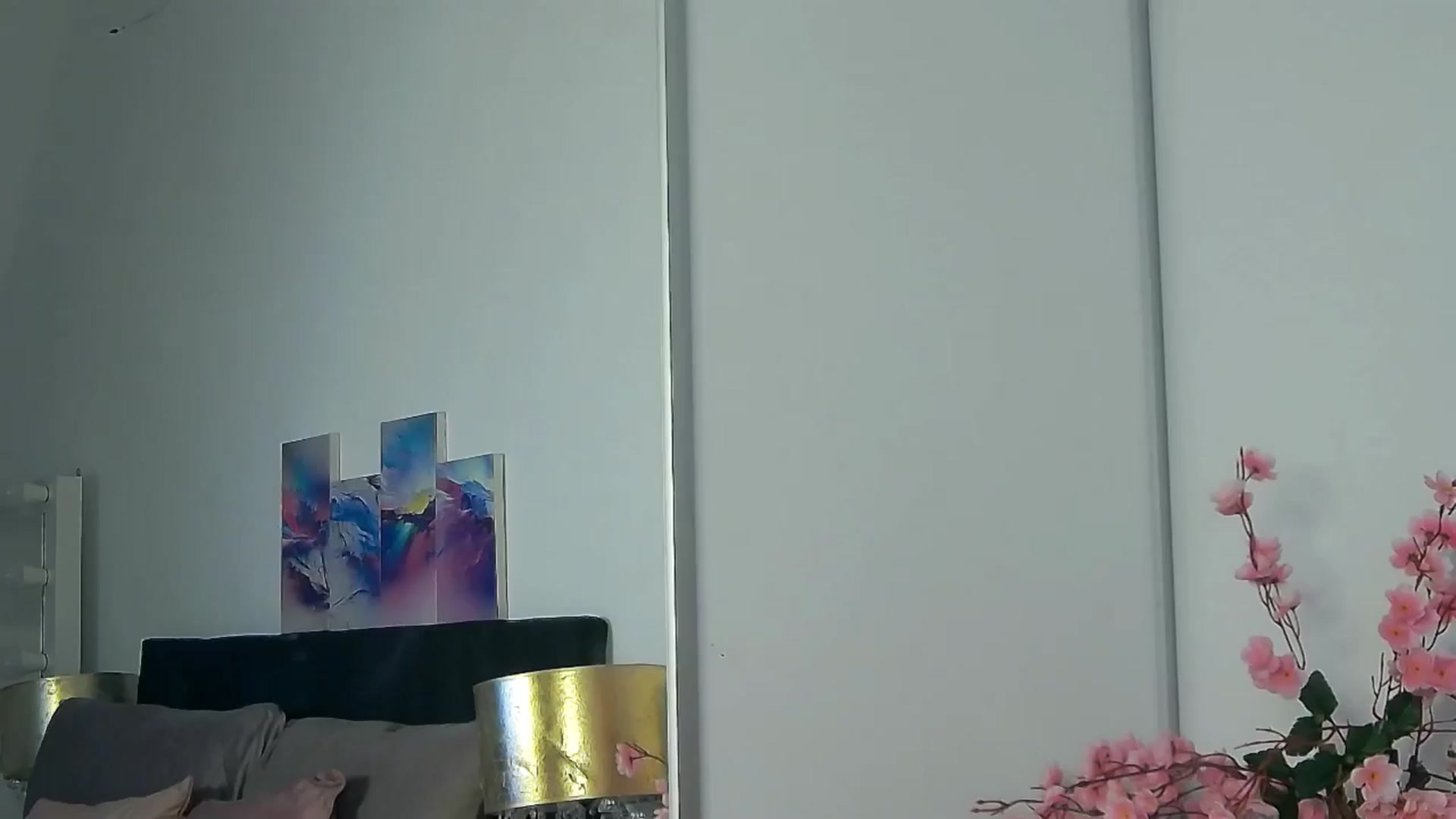 Gallery image thumbnail from Sofiewild's myfreecams stream on, 01/08/2025, 18:50 image 7 of 20
