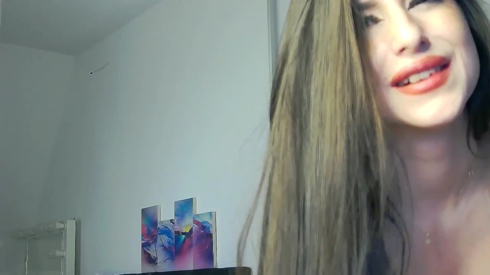 Gallery image thumbnail from Sofiewild's myfreecams stream on, 01/08/2025, 18:50 image 18 of 20