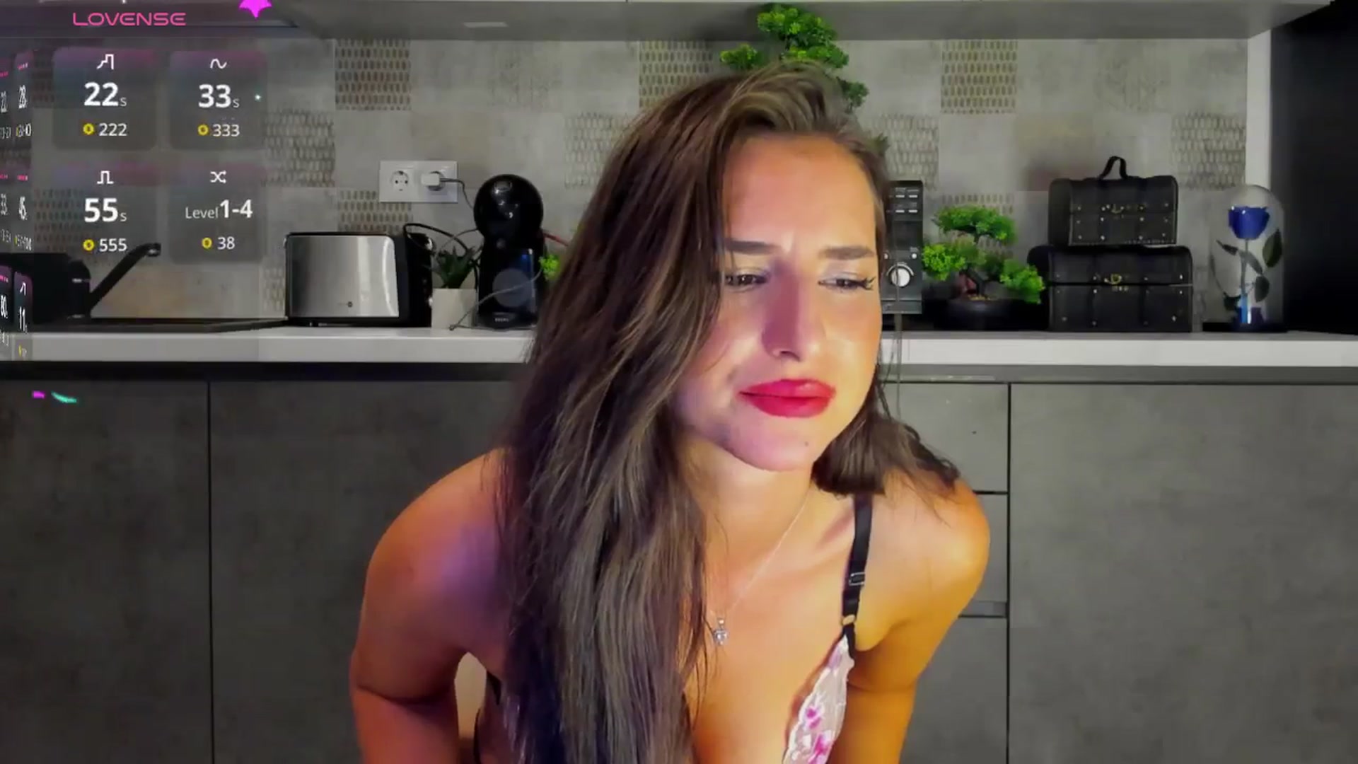 Gallery image thumbnail from Sofiewild's myfreecams stream on, 08/18/2025, 16:43 image 9 of 20