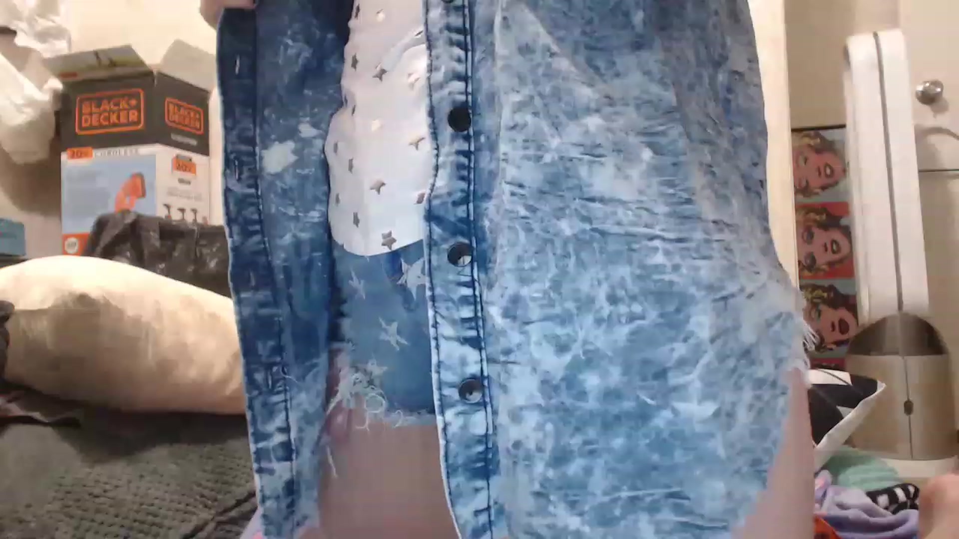 Gallery image thumbnail from Sofieyoungxxx's myfreecams stream on, 07/03/2023, 12:25 image 11 of 20