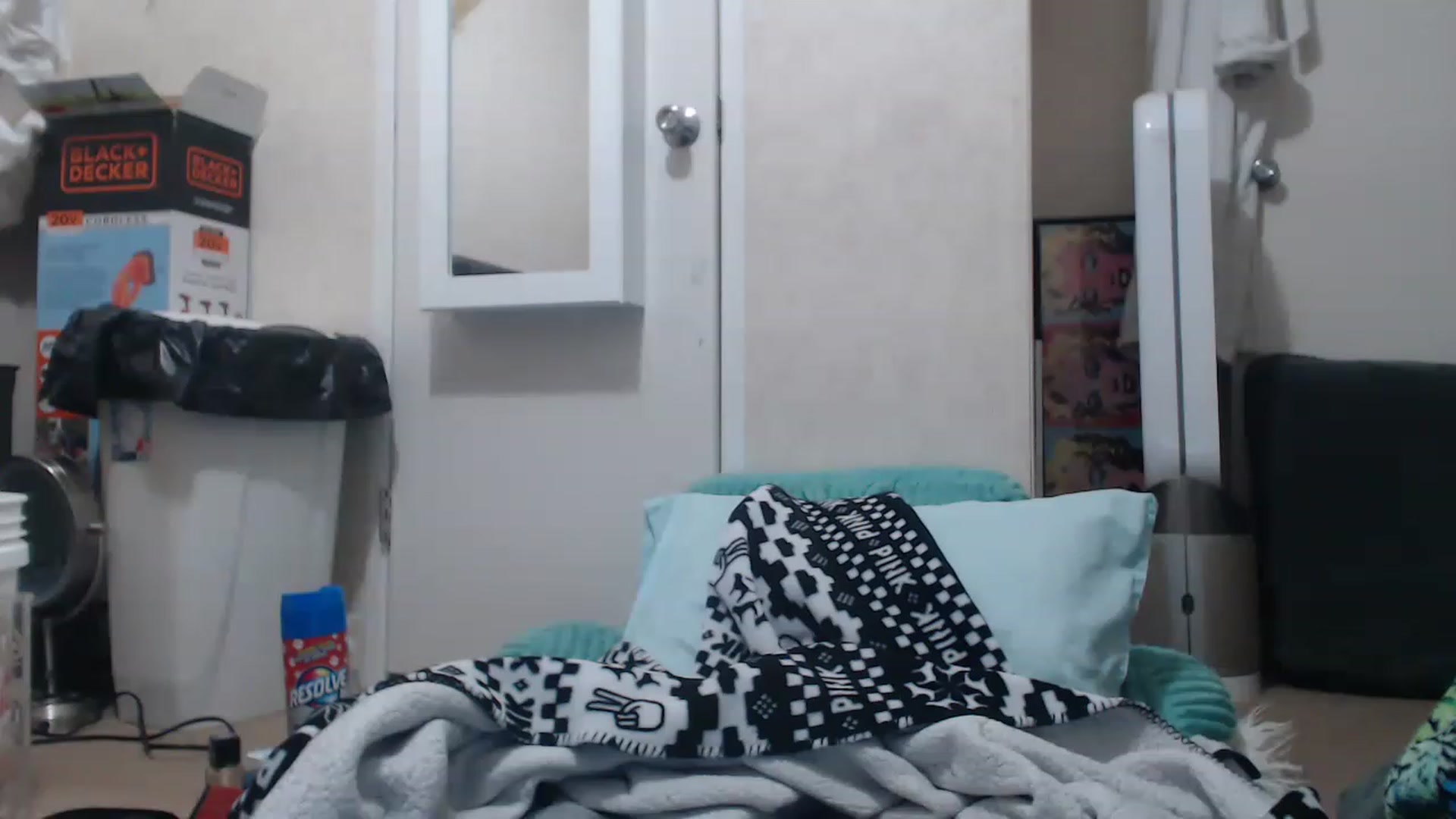 Gallery image thumbnail from Sofieyoungxxx's myfreecams stream on, 07/18/2023, 11:47 image 20 of 20