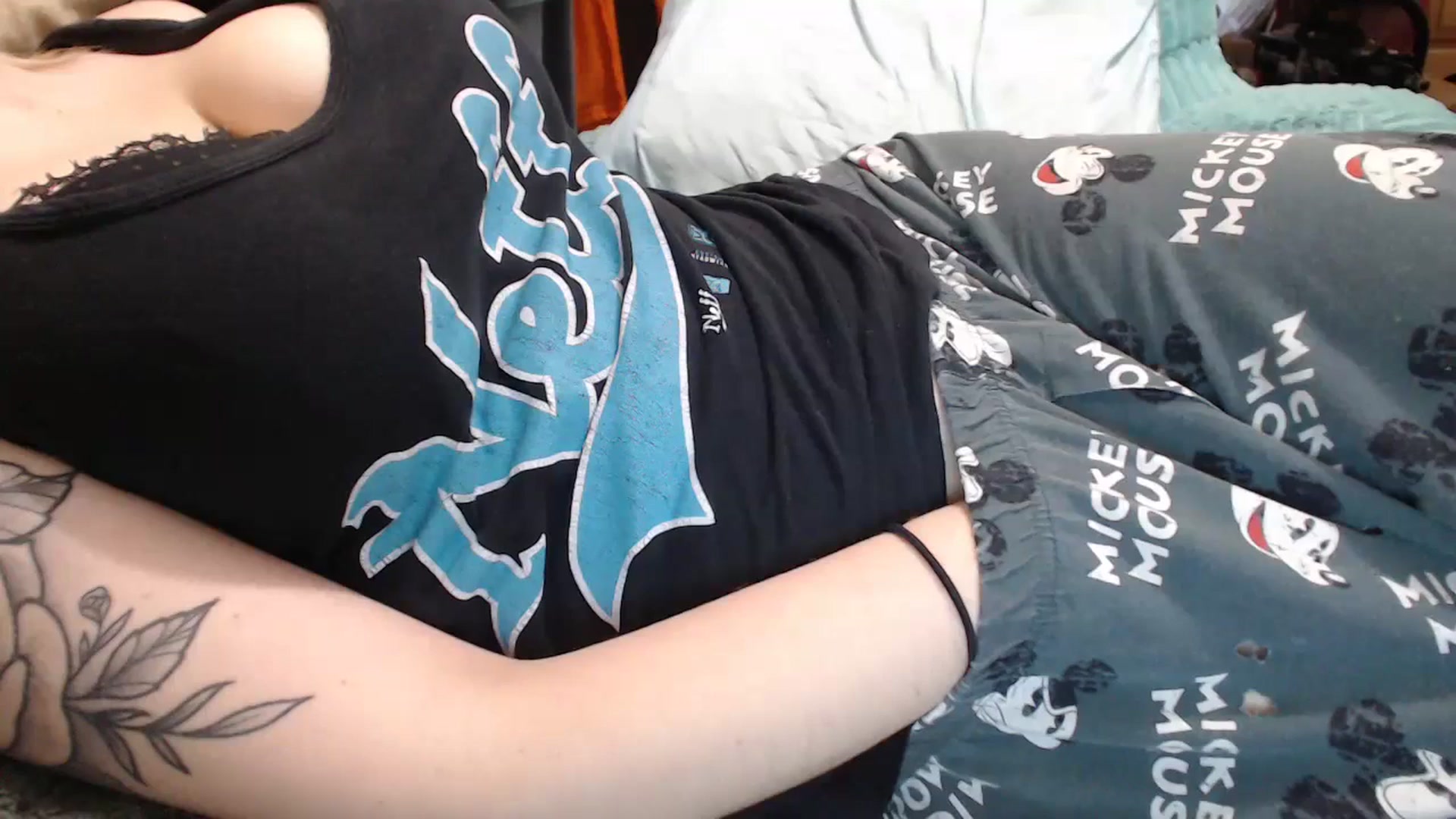 Gallery image thumbnail from Sofieyoungxxx's myfreecams stream on, 07/20/2023, 13:24 image 8 of 20