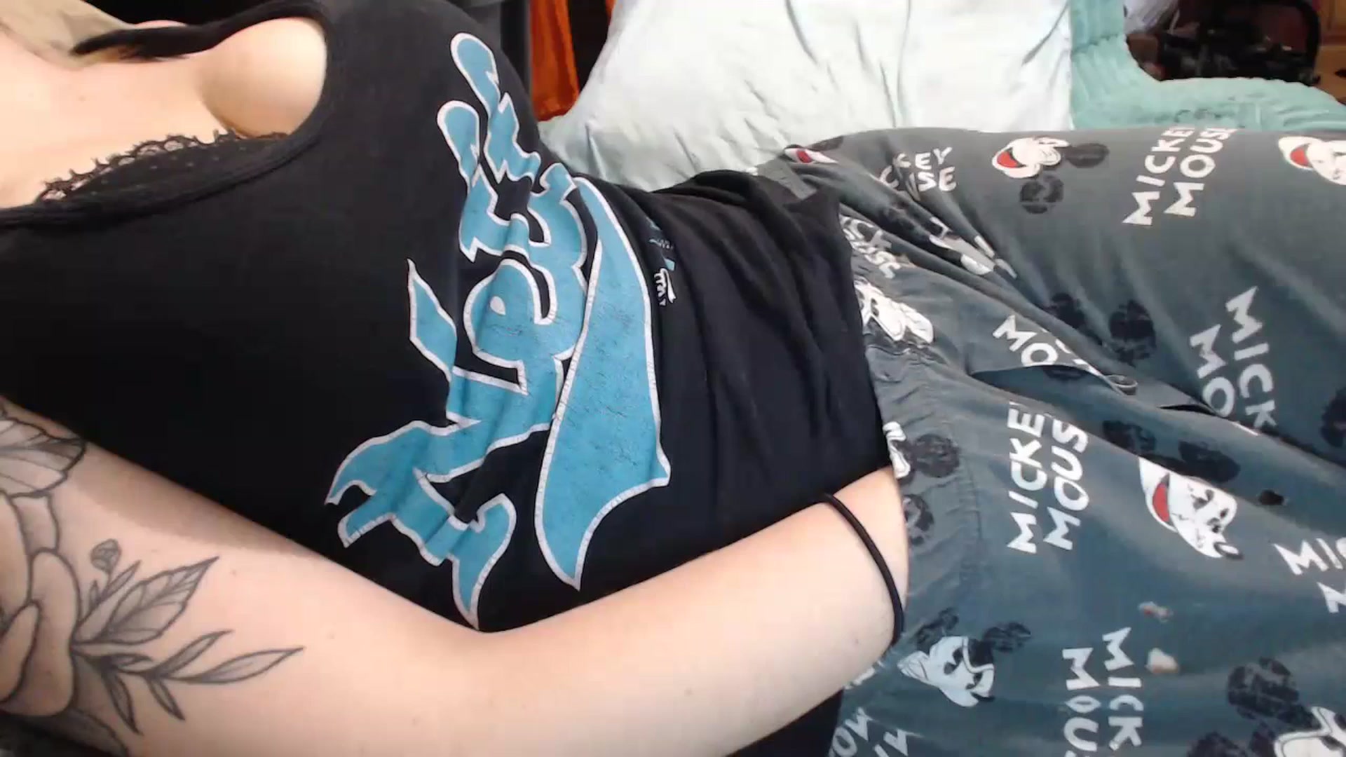 Gallery image thumbnail from Sofieyoungxxx's myfreecams stream on, 07/20/2023, 13:24 image 9 of 20