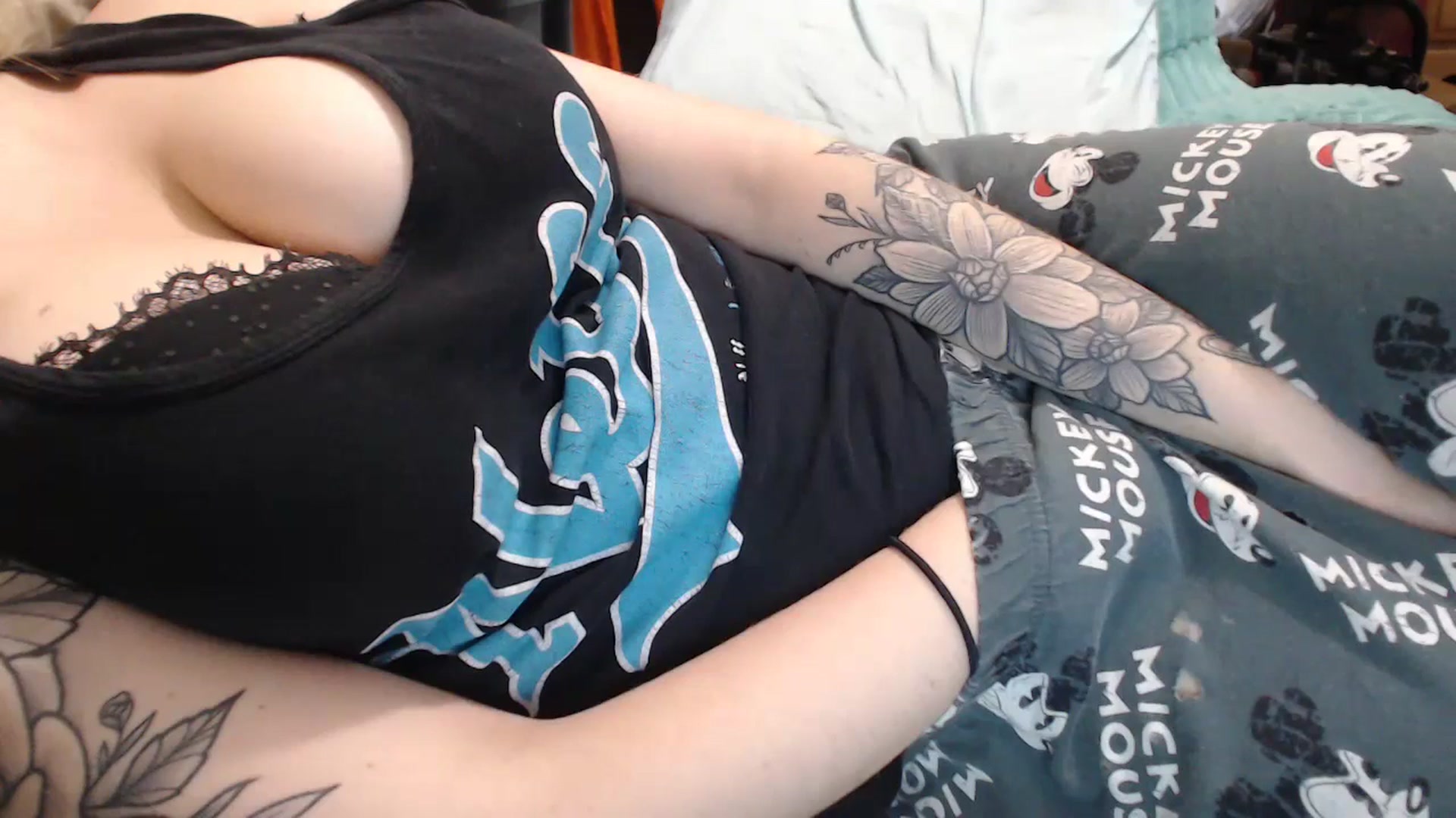 Gallery image thumbnail from Sofieyoungxxx's myfreecams stream on, 07/20/2023, 13:24 image 17 of 20