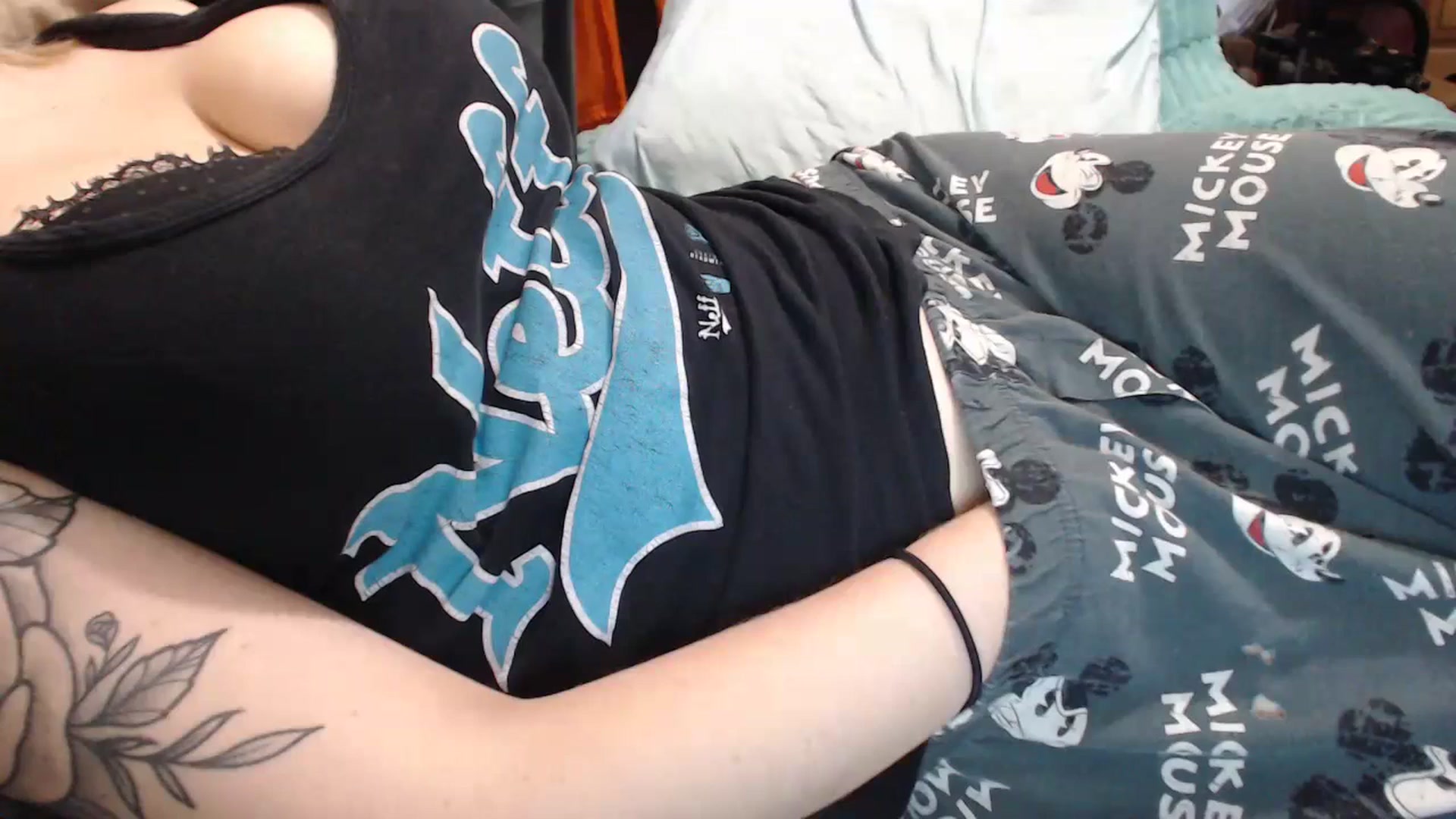 Gallery image thumbnail from Sofieyoungxxx's myfreecams stream on, 07/20/2023, 13:24 image 7 of 20