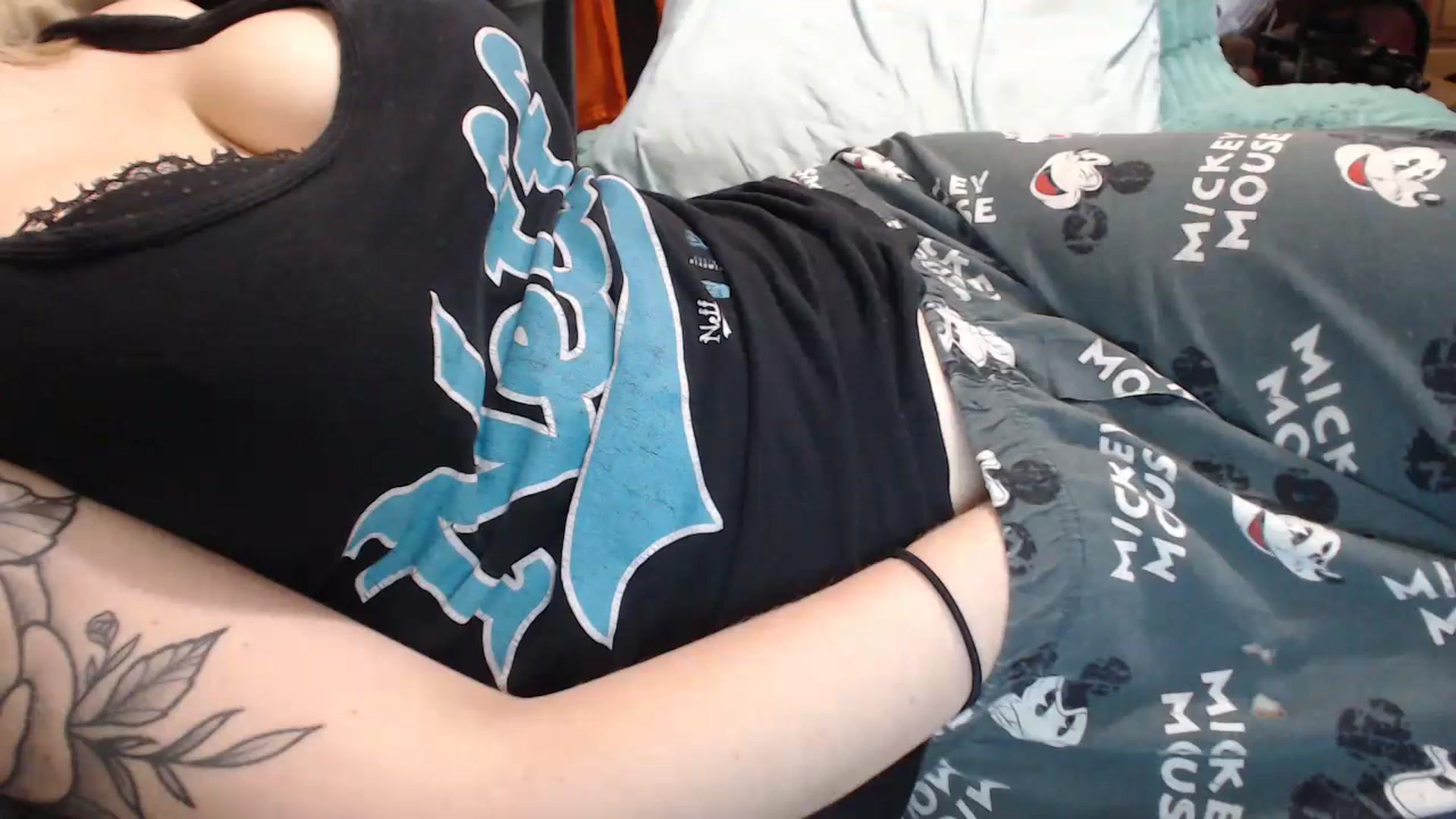 Gallery image thumbnail from Sofieyoungxxx's myfreecams stream on, 07/20/2023, 13:24 image 6 of 20