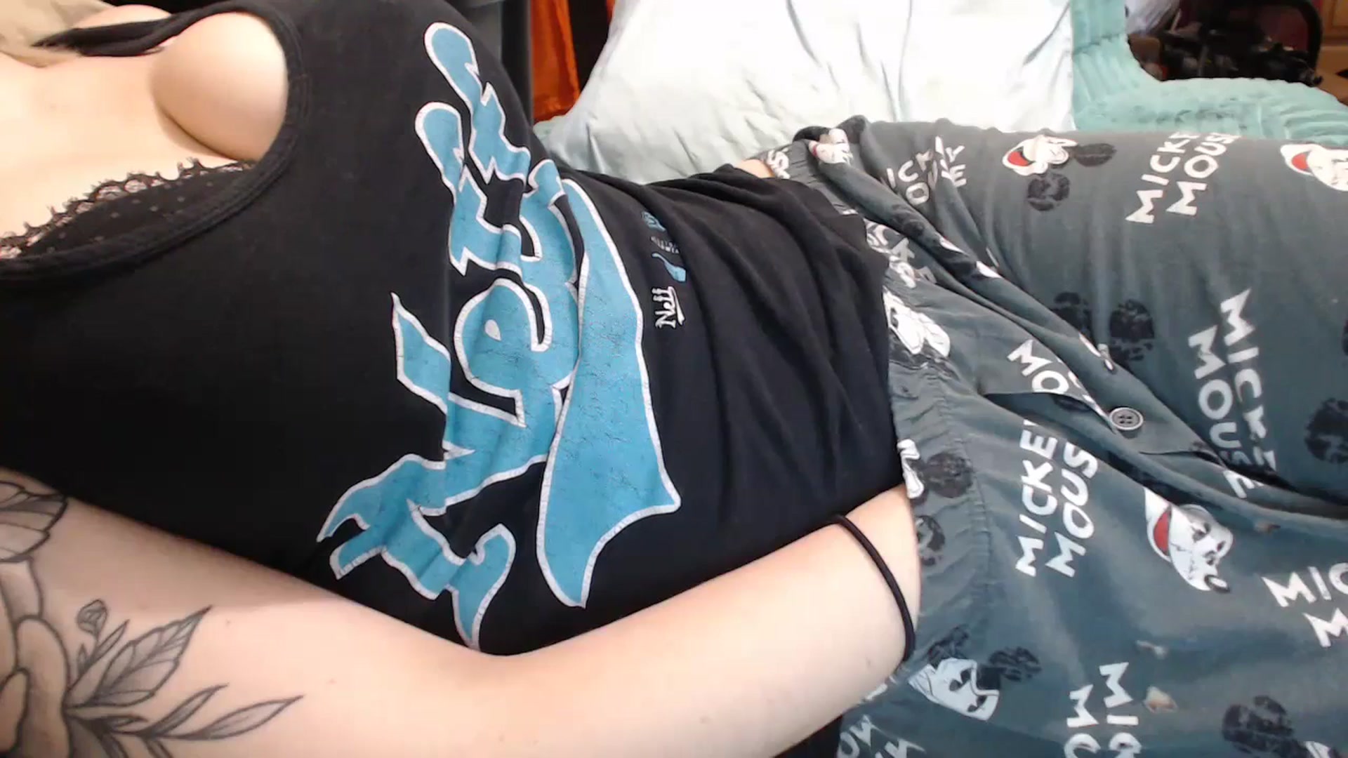 Gallery image thumbnail from Sofieyoungxxx's myfreecams stream on, 07/20/2023, 13:24 image 13 of 20
