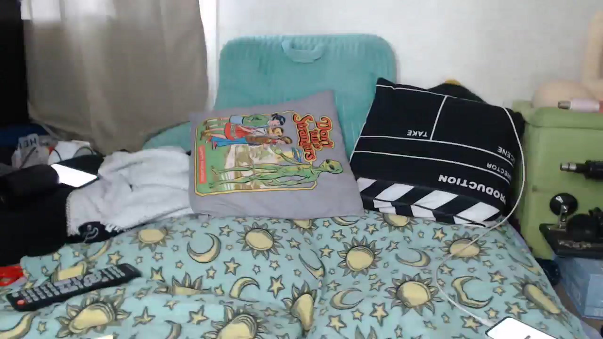 Gallery image thumbnail from Sofieyoungxxx's myfreecams stream on, 08/08/2023, 13:51 image 15 of 20