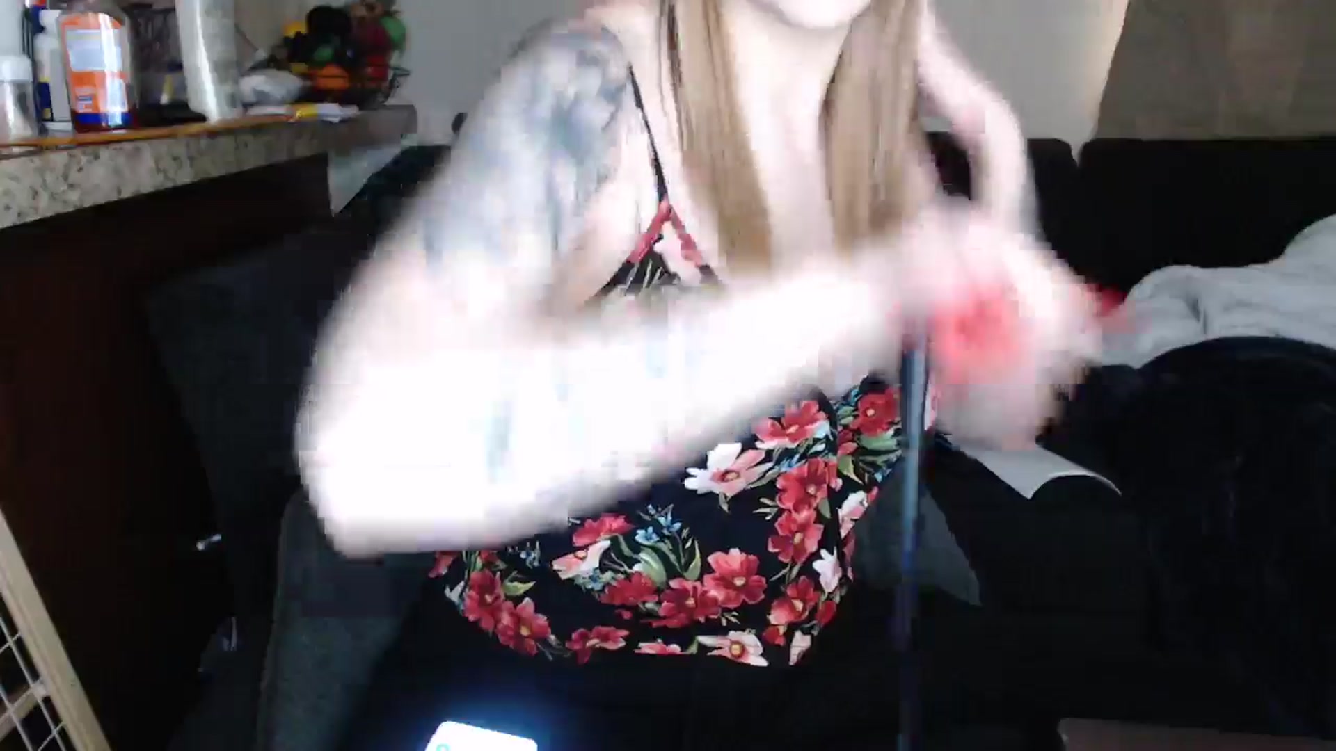 Gallery image thumbnail from Sofieyoungxxx's myfreecams stream on, 05/03/2024, 11:47 image 13 of 20
