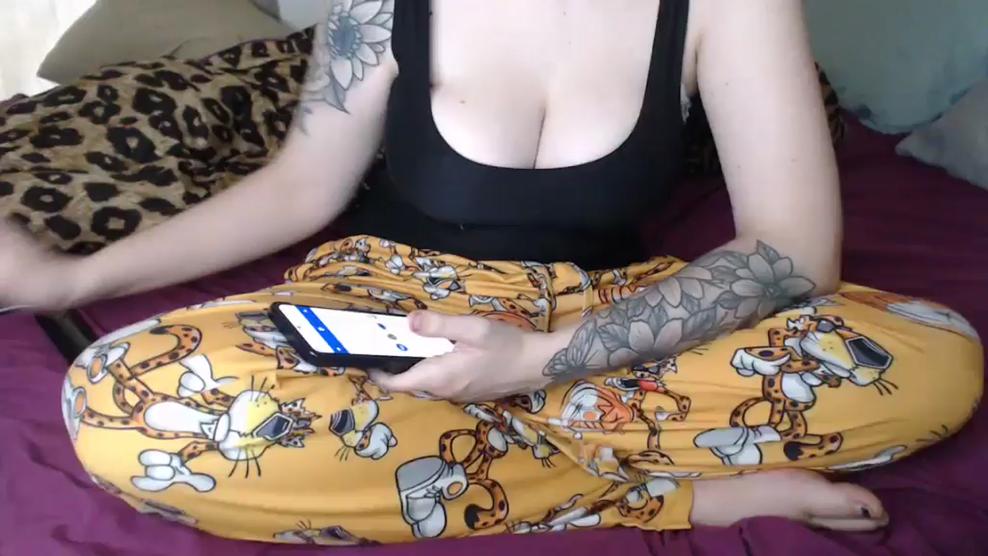 Gallery image thumbnail from Sofieyoungxxx's myfreecams stream on, 05/06/2024, 16:18 image 1 of 20