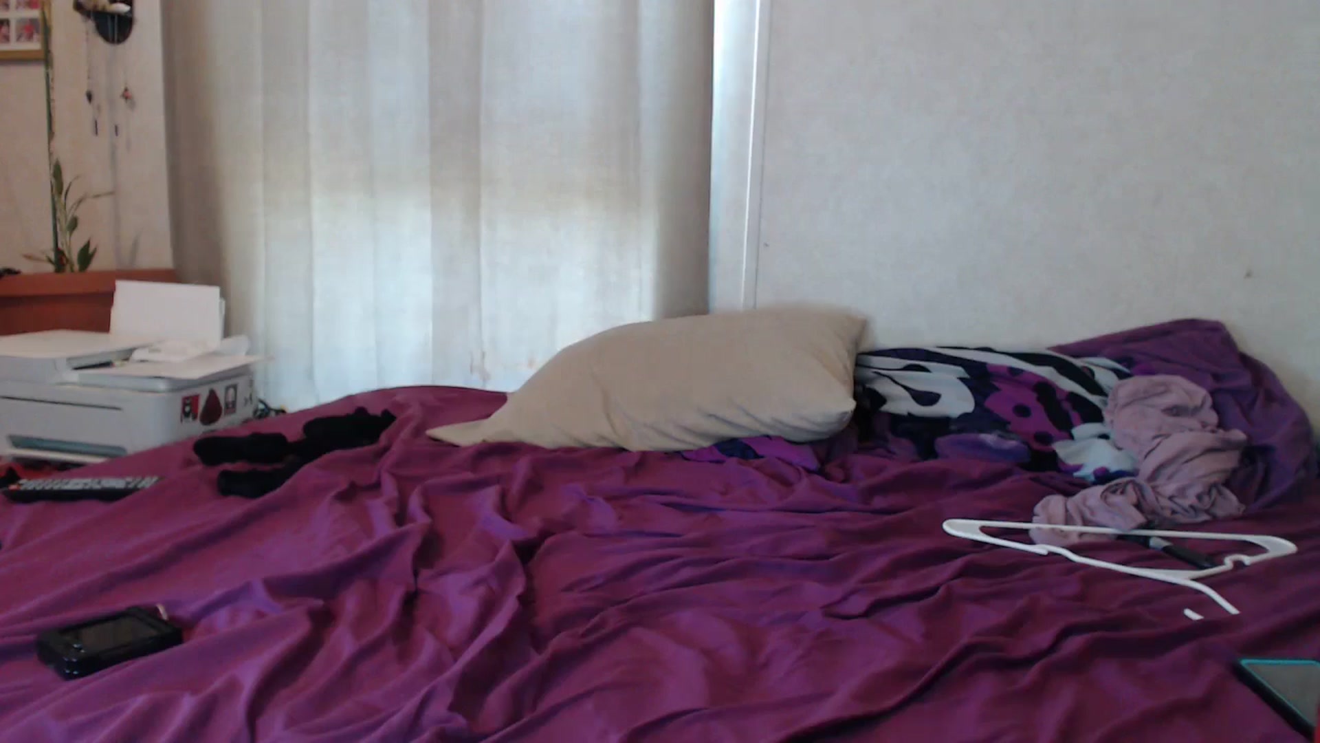 Gallery image thumbnail from Sofieyoungxxx's myfreecams stream on, 05/11/2024, 15:30 image 8 of 20