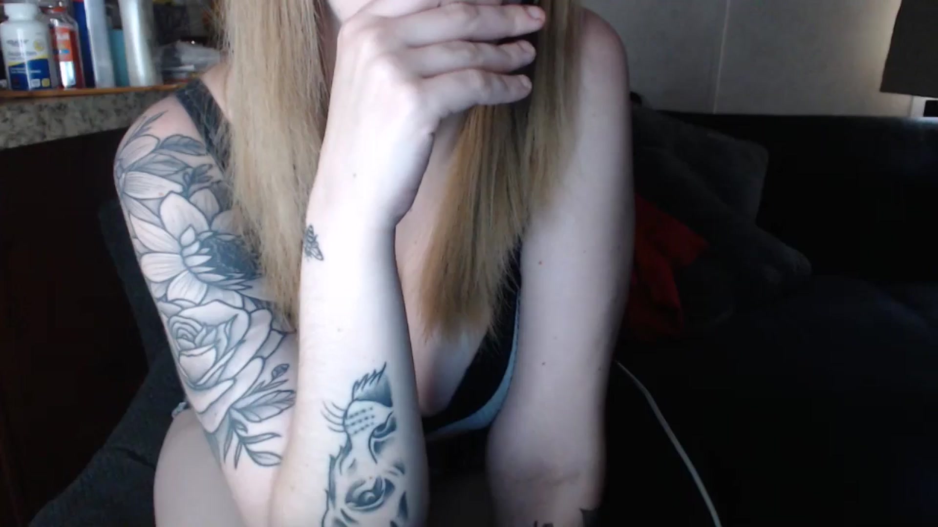 Gallery image thumbnail from Sofieyoungxxx's myfreecams stream on, 05/12/2024, 15:03 image 20 of 20